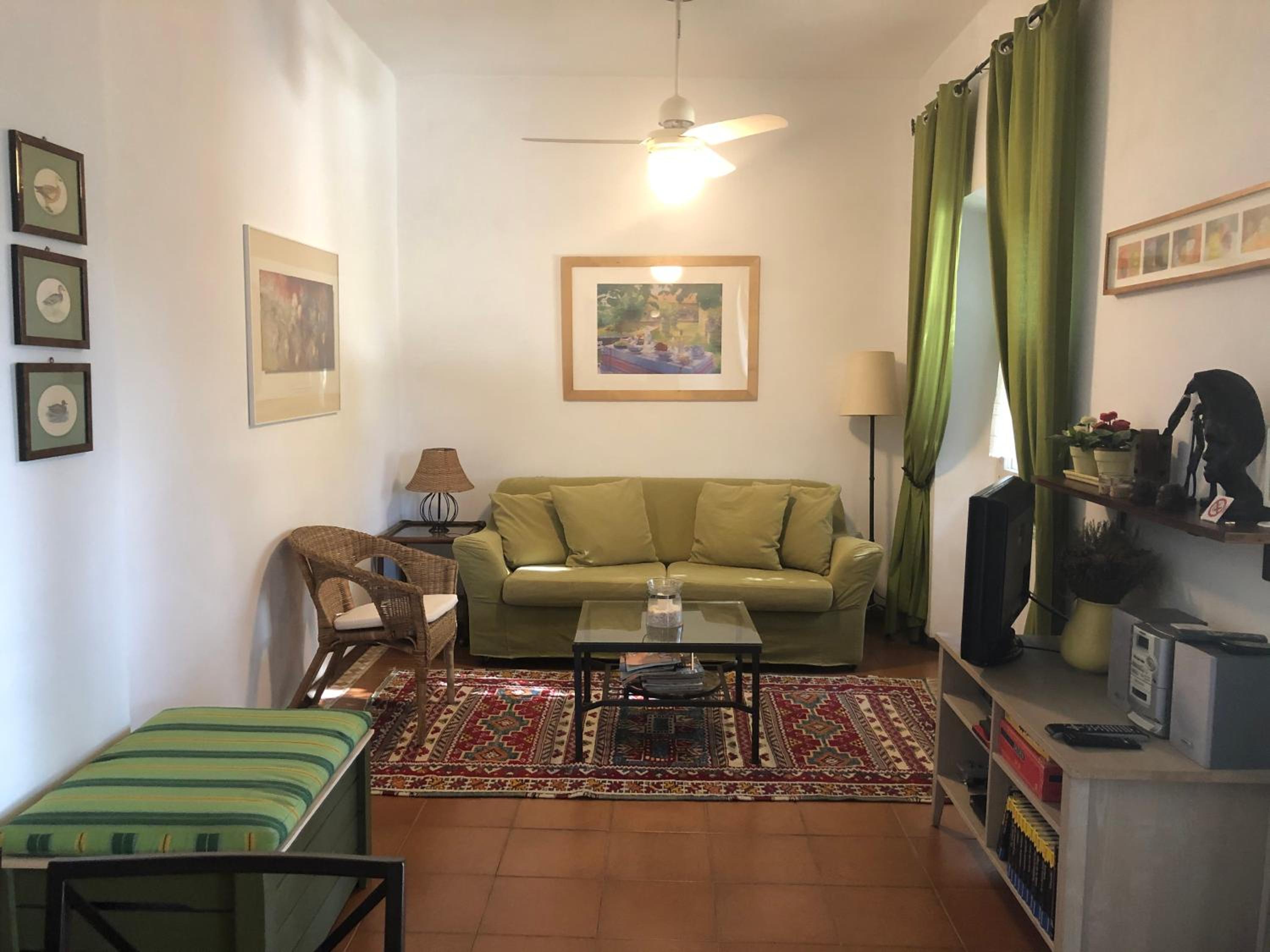 Apartment with Garden View