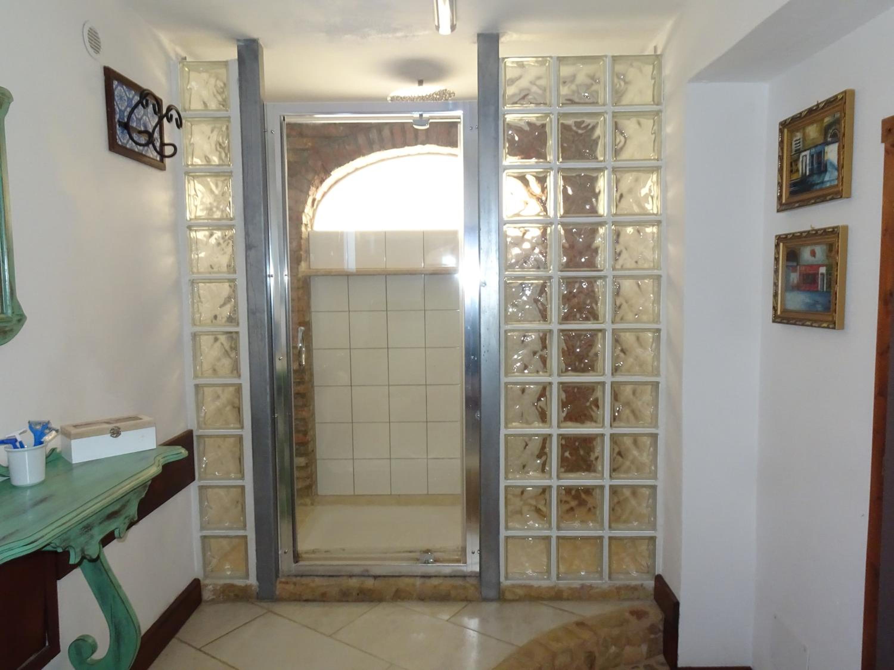 Quadruple Room with Garden View - Photo 7