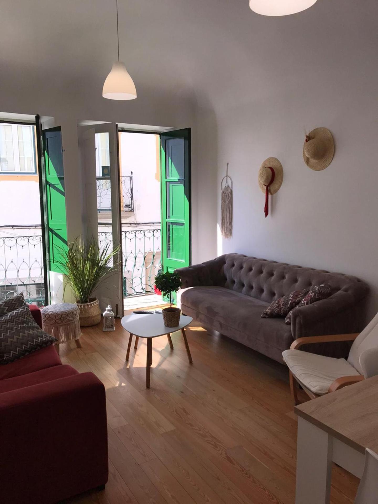 Apartment - Split Level - Photo 29