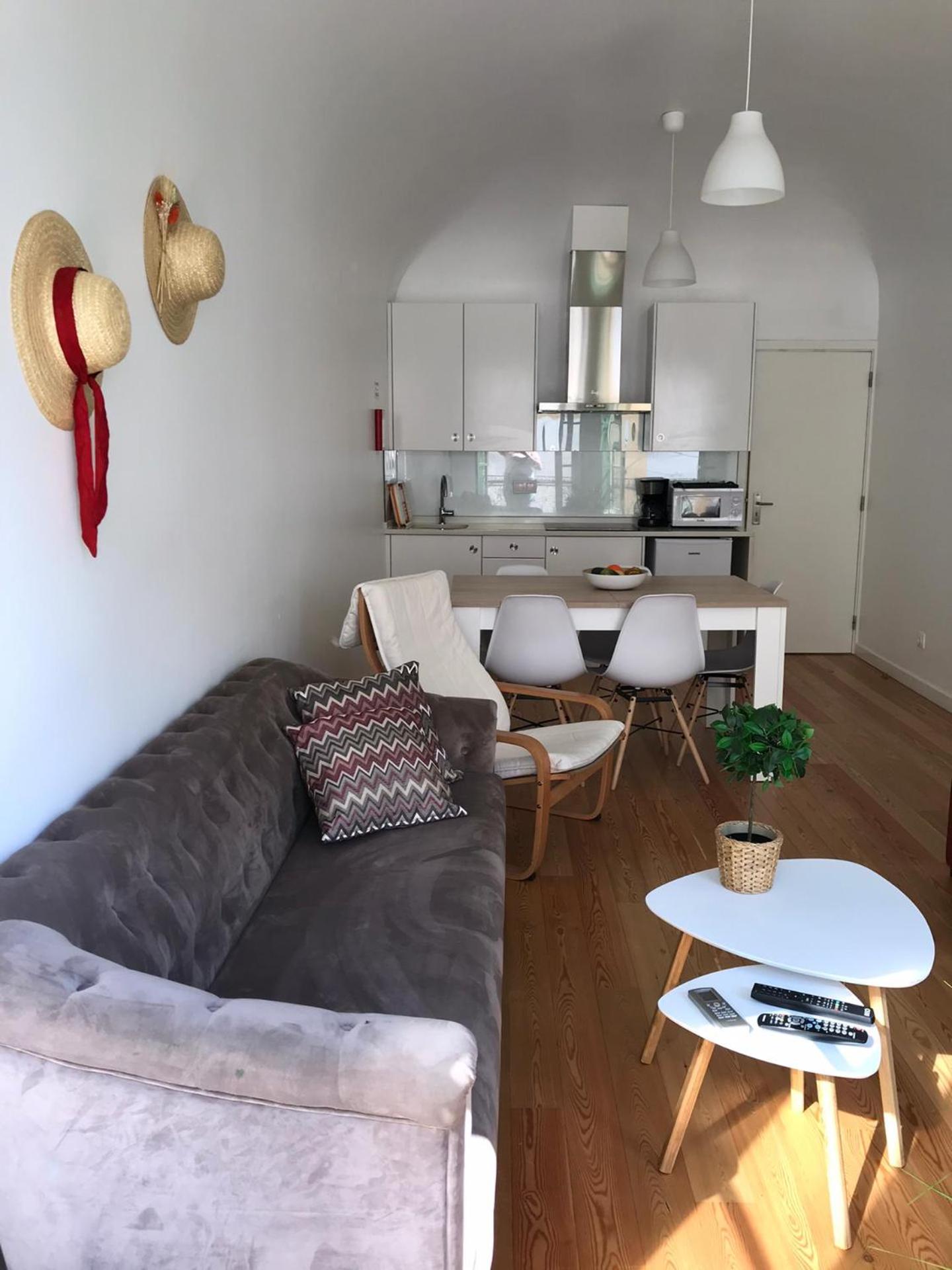 Apartment - Split Level - Photo 28