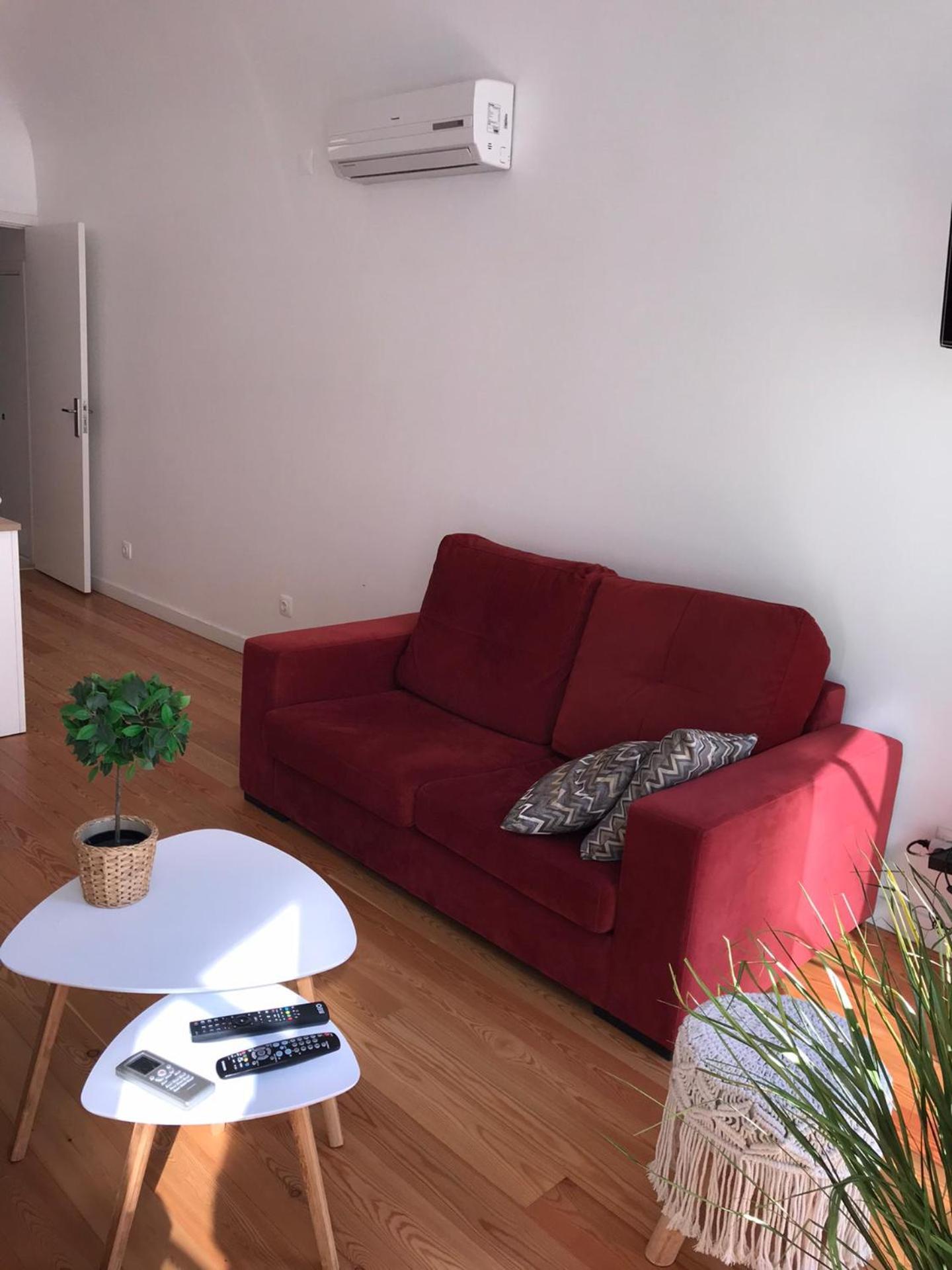 Apartment - Split Level - Photo 24