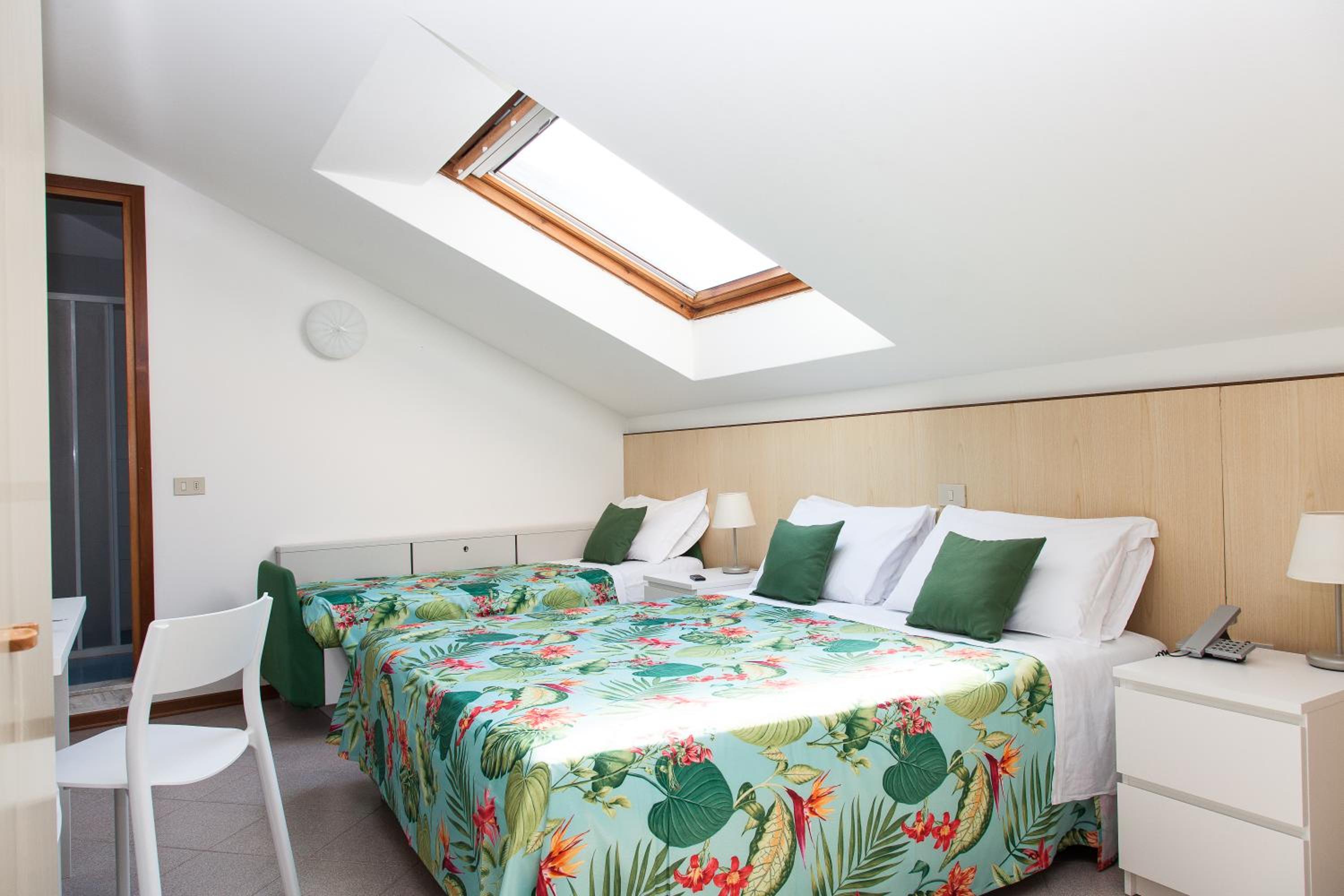 Triple Room - Attic