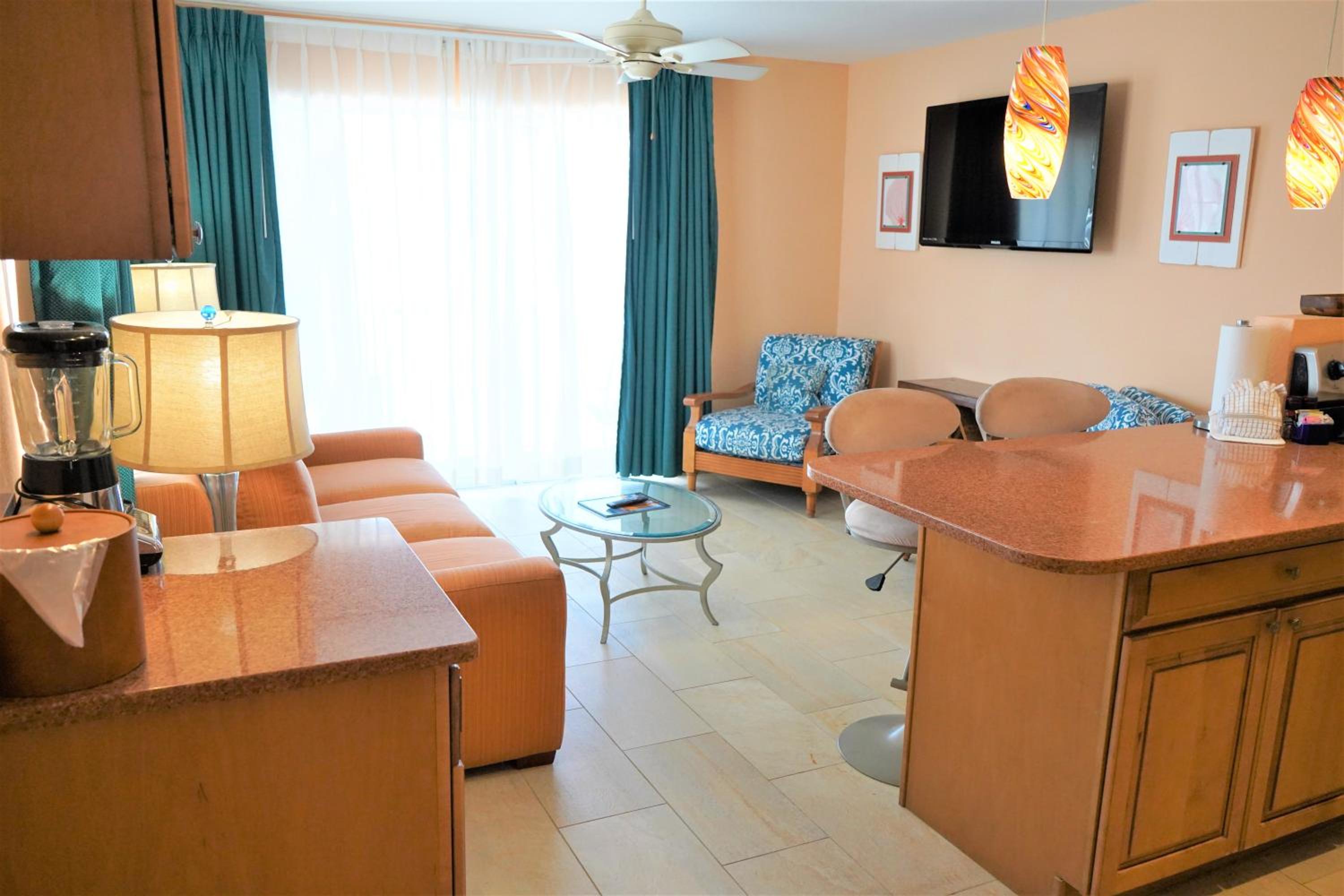 King Suite with Sofa Bed - Ocean Front - Photo 9