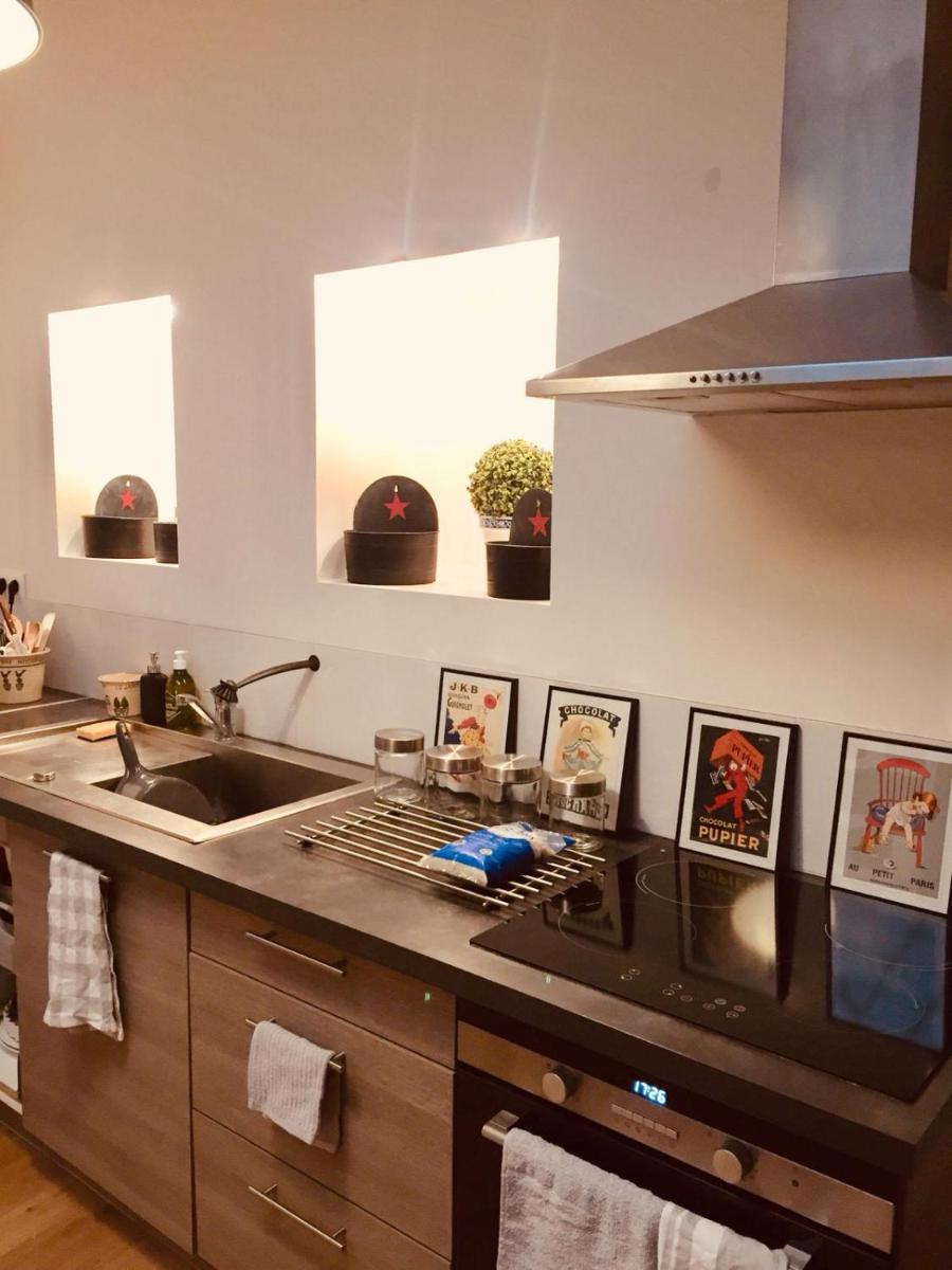 Deluxe Apartment photo 2