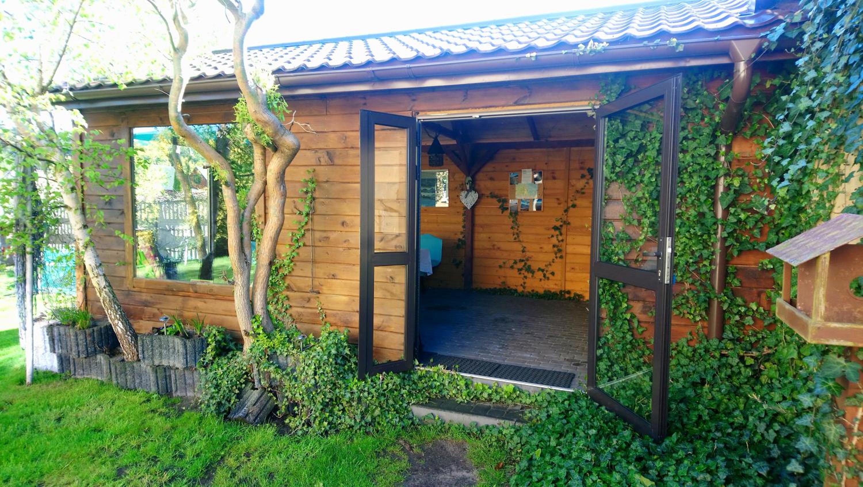 Double Room with Private External Bathroom - Photo 12