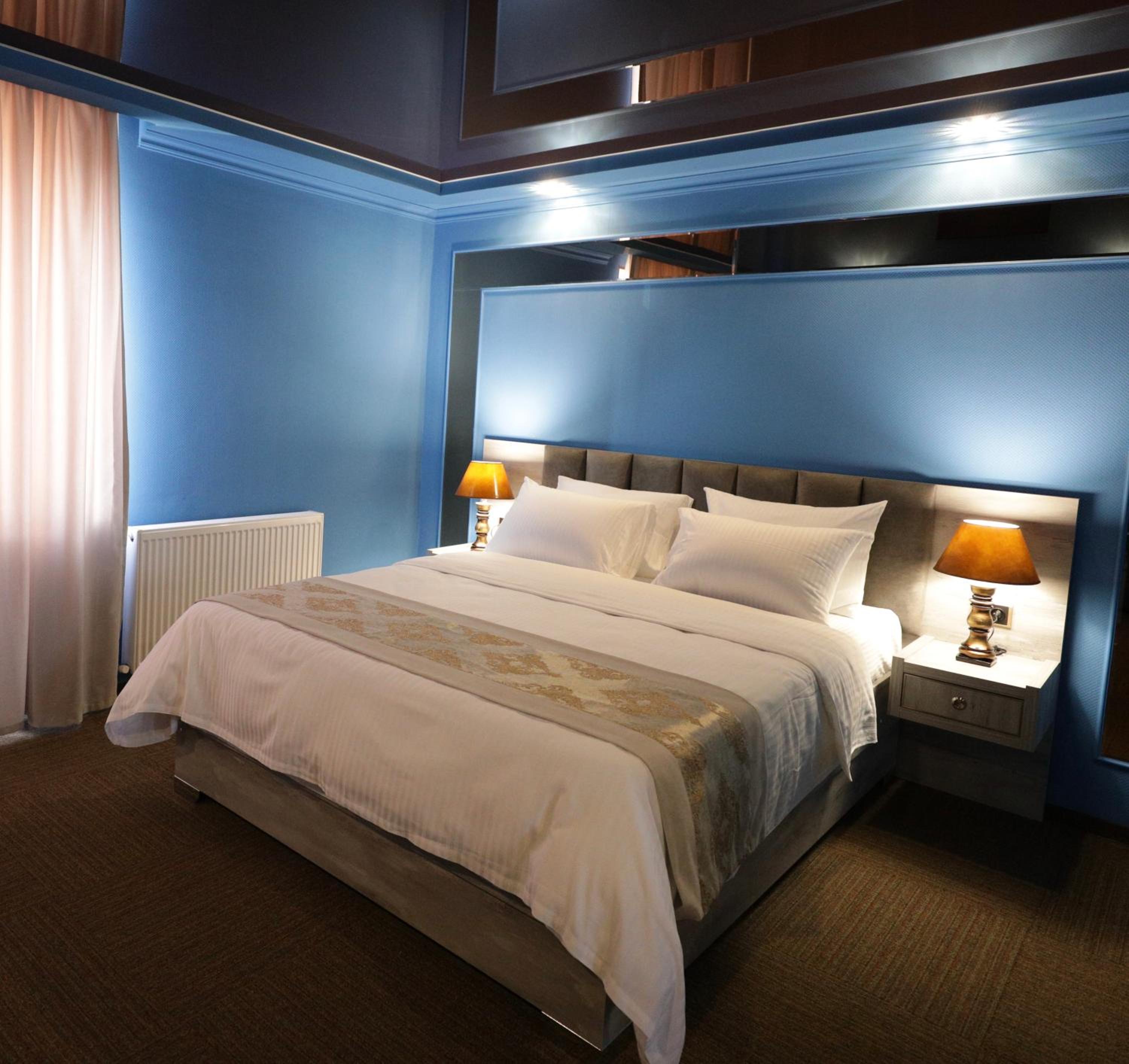 Suite - Photo 5