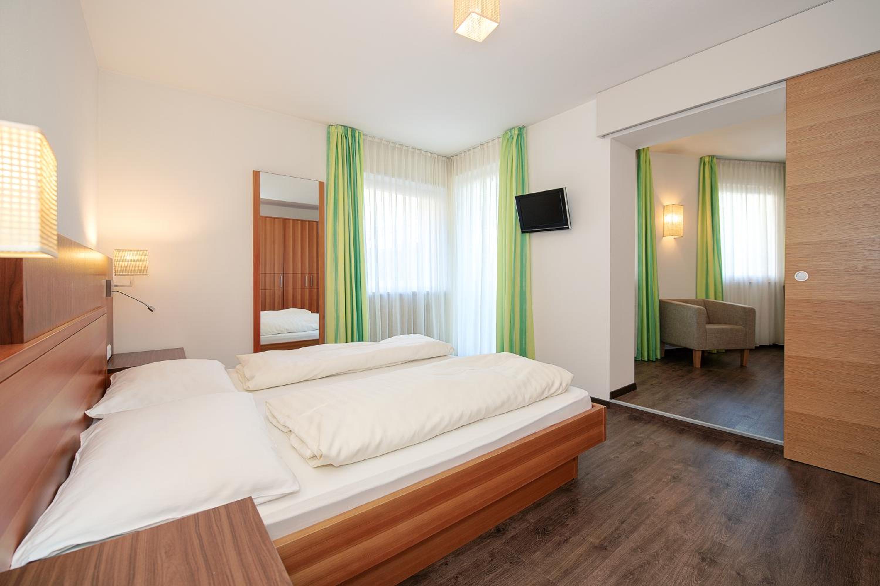 Junior Suite with Balcony photo 1