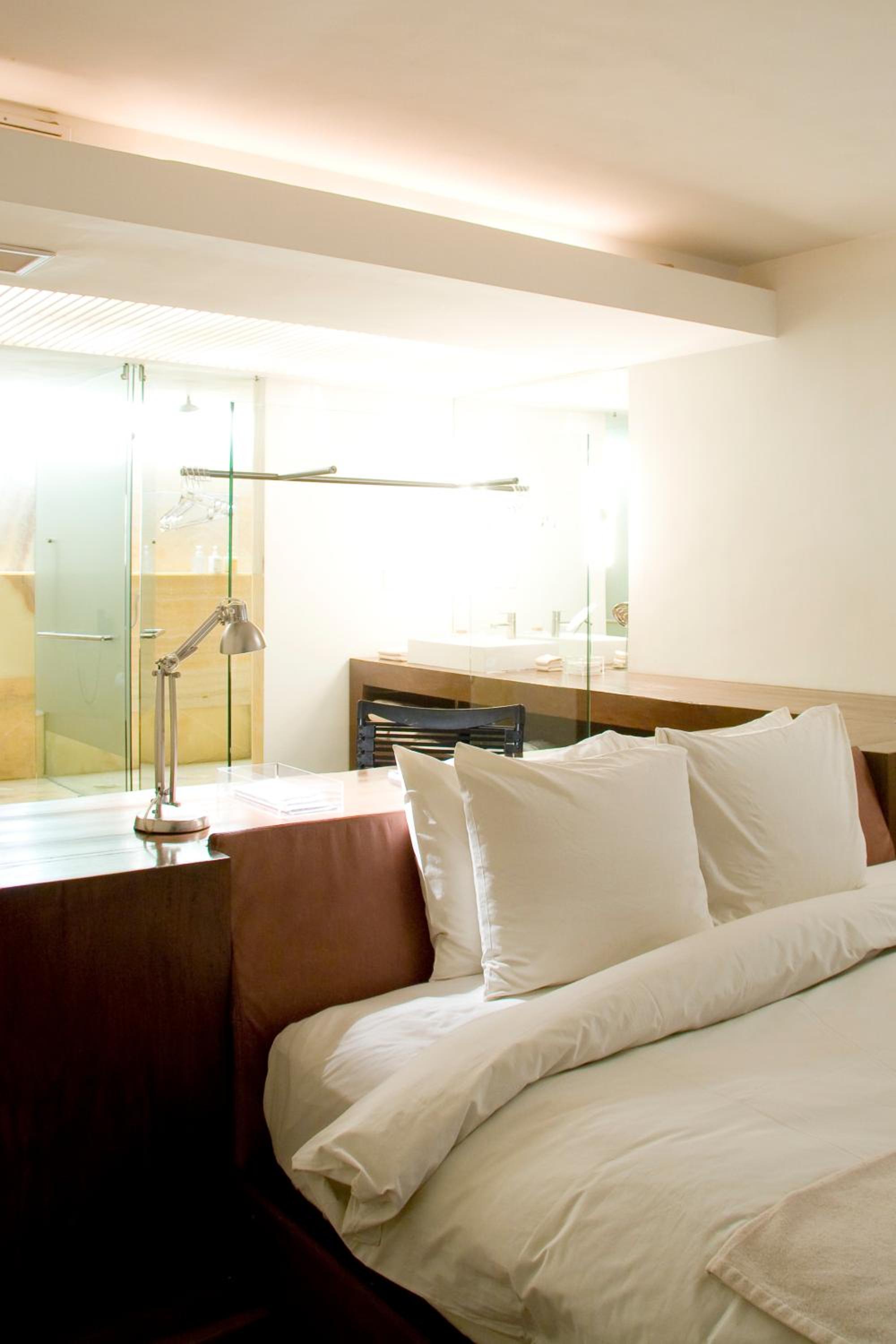 Superior King Room - Photo 3