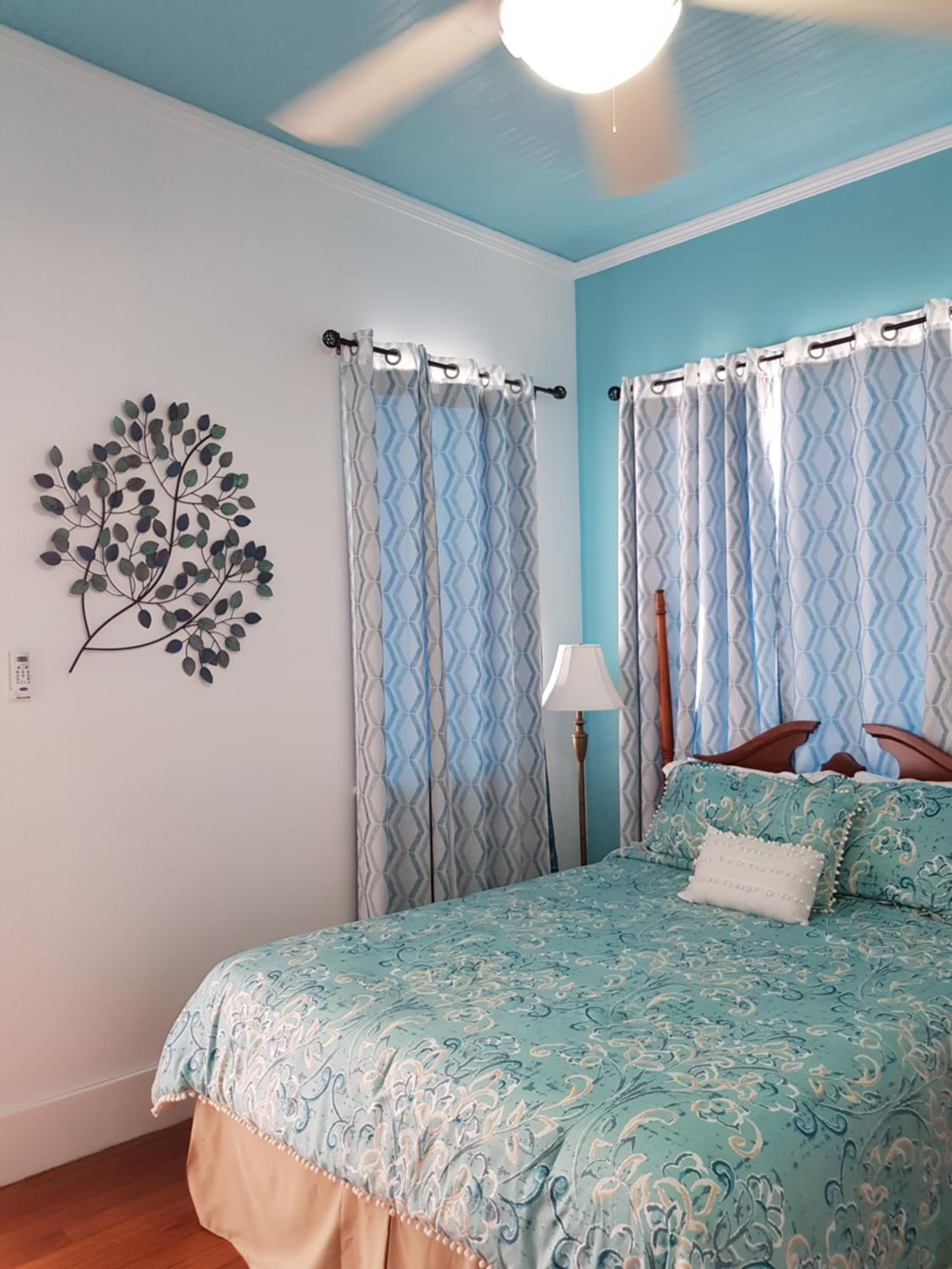 Superior Colonial Queen Room - 1 Queen Bed (Veranda Access) - Photo 1
