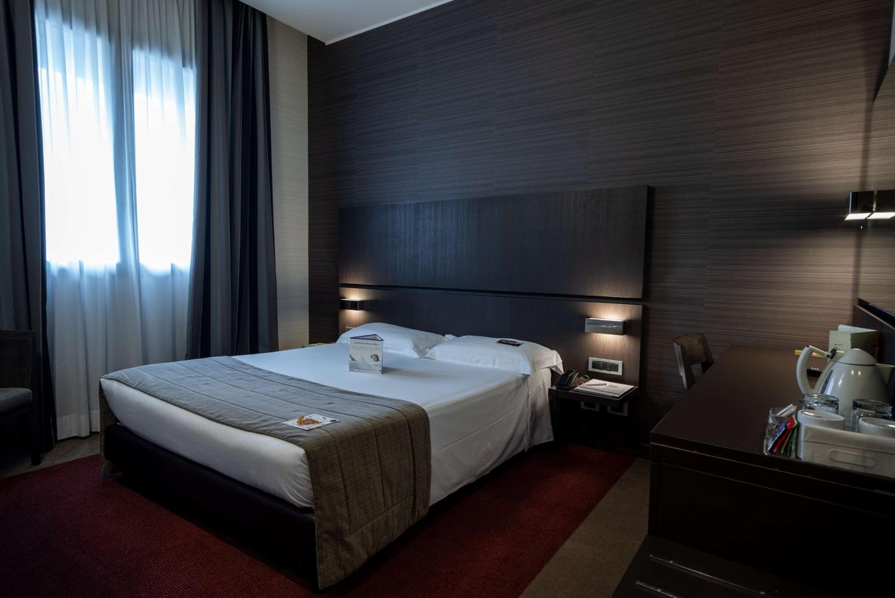 Superior Queen Room - Photo 2