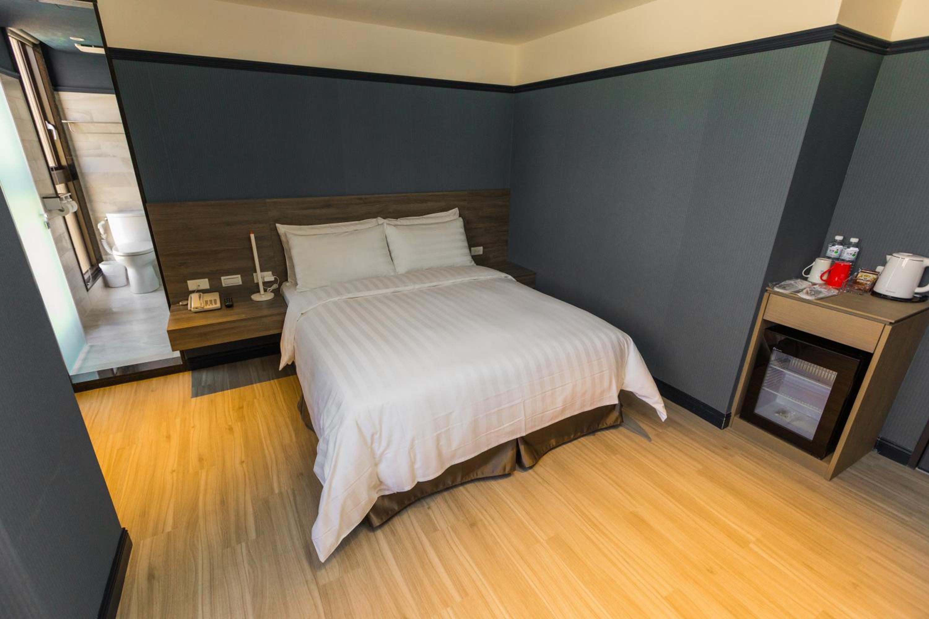 Standard Double Room photo 3