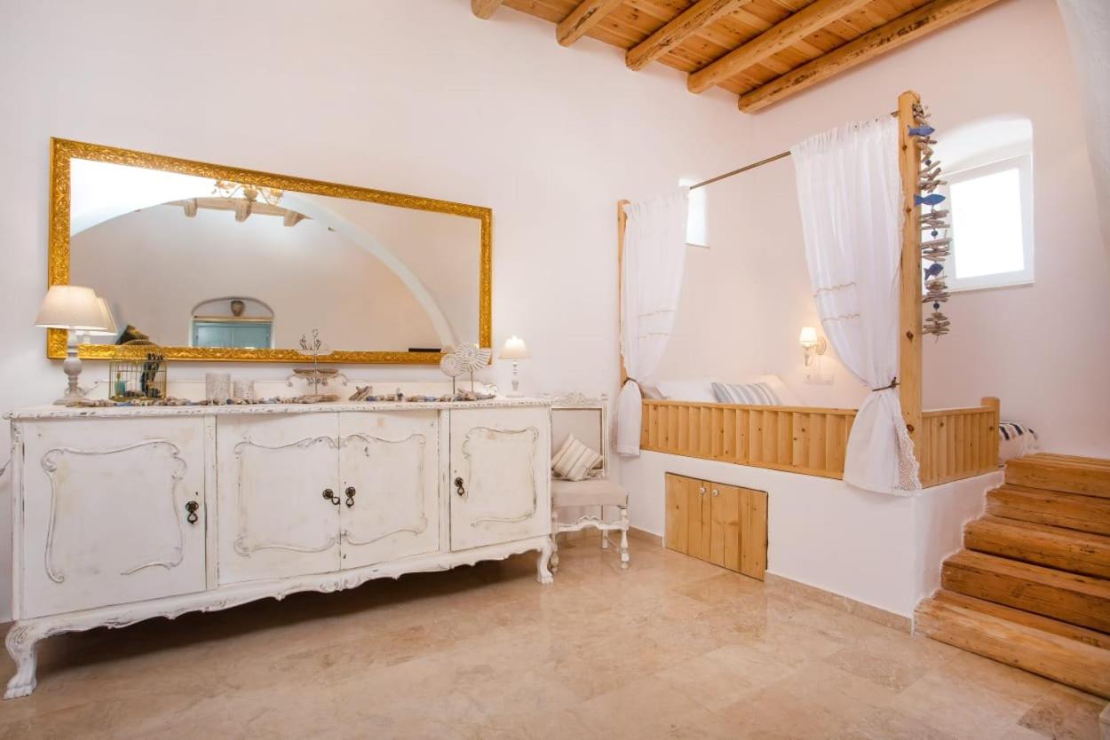 One-Bedroom House photo 1