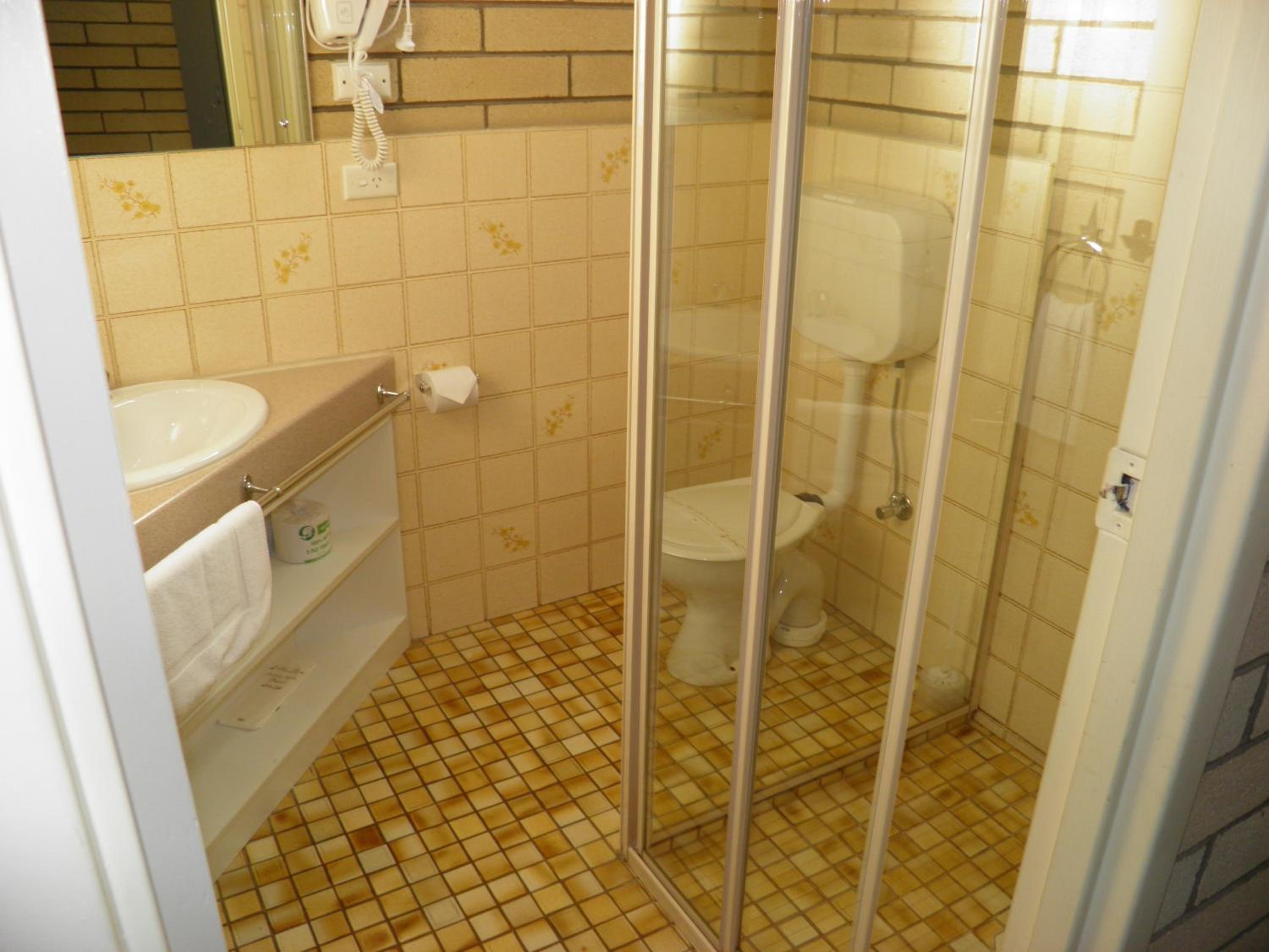 Family Room - Photo 9