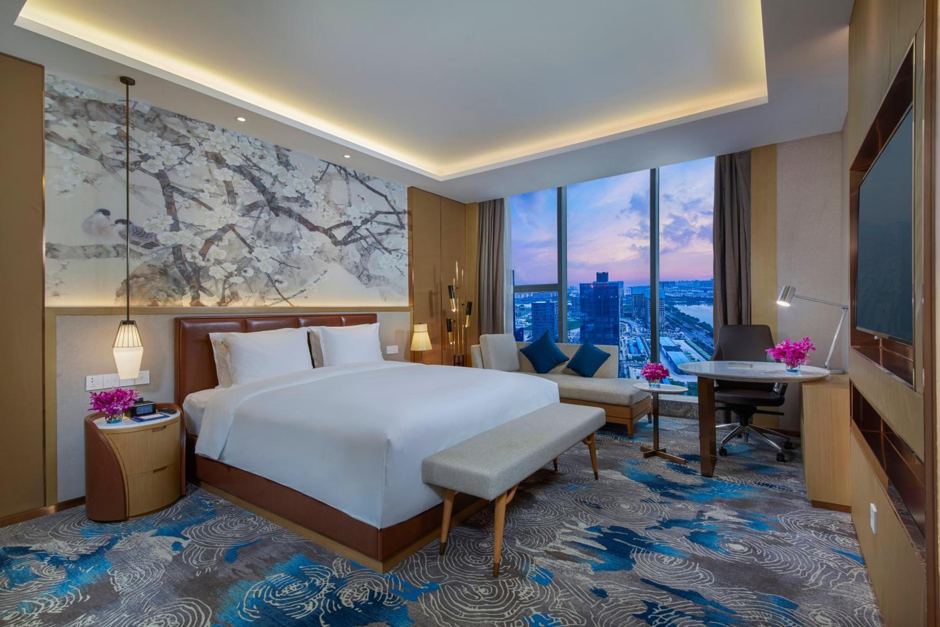 King Suite photo 2