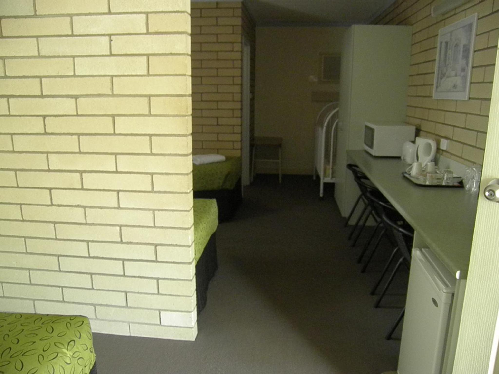 Family Room - Photo 10