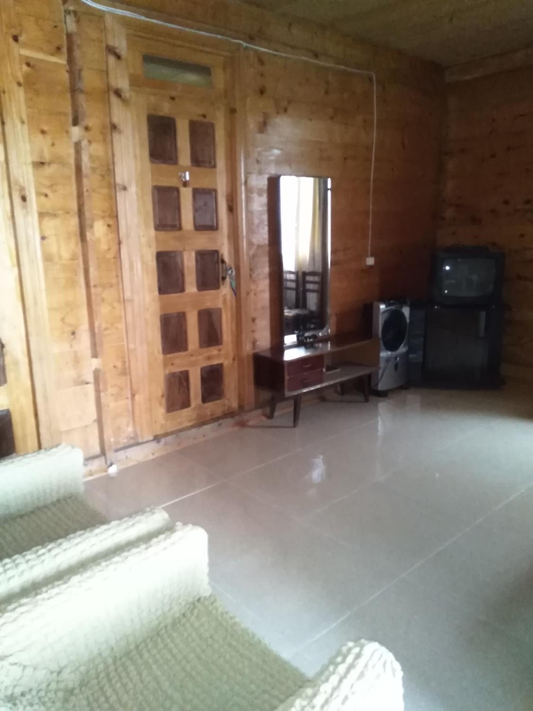 Triple Room with Shared Bathroom photo 2