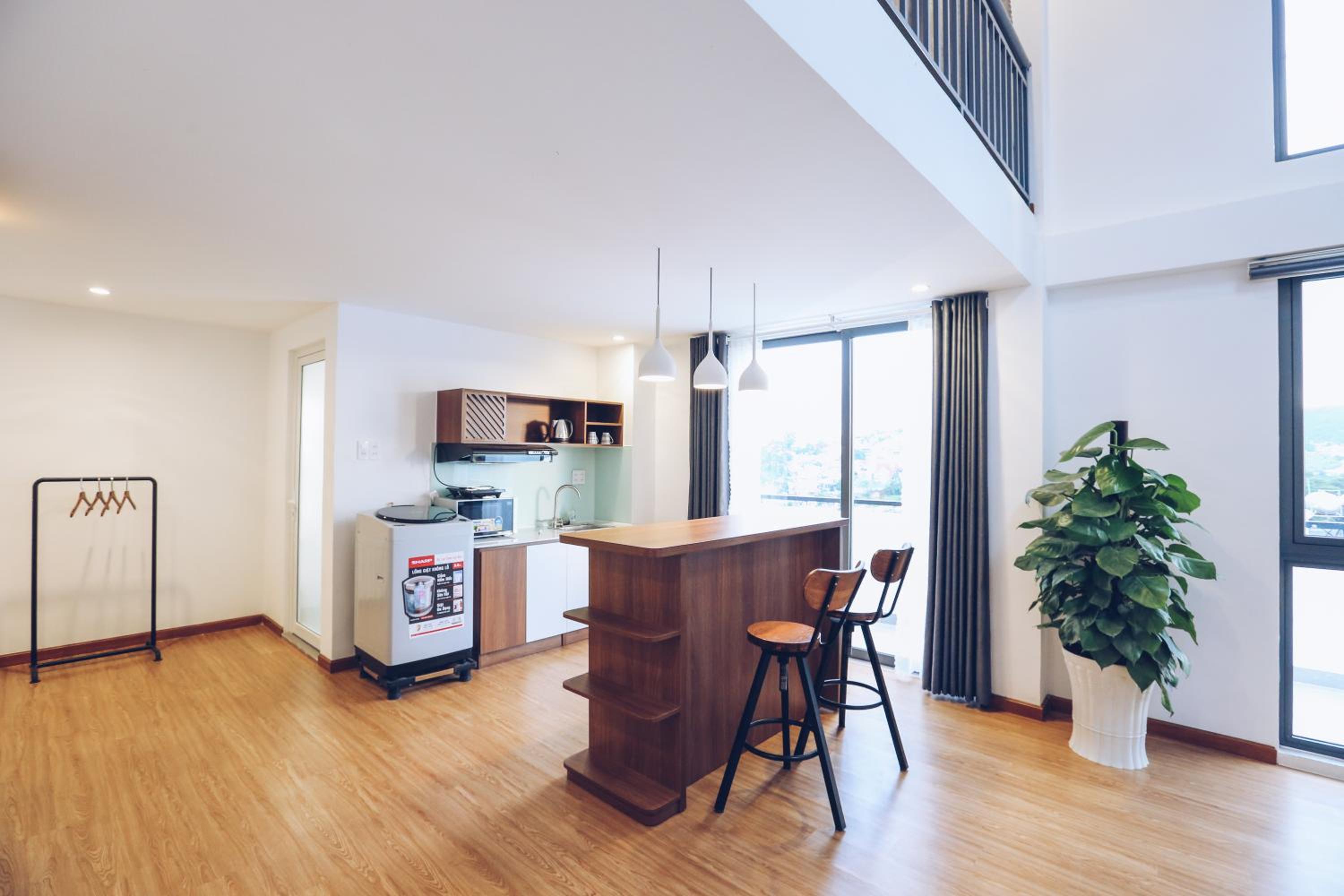 Penthouse Apartment with Balcony photo 2