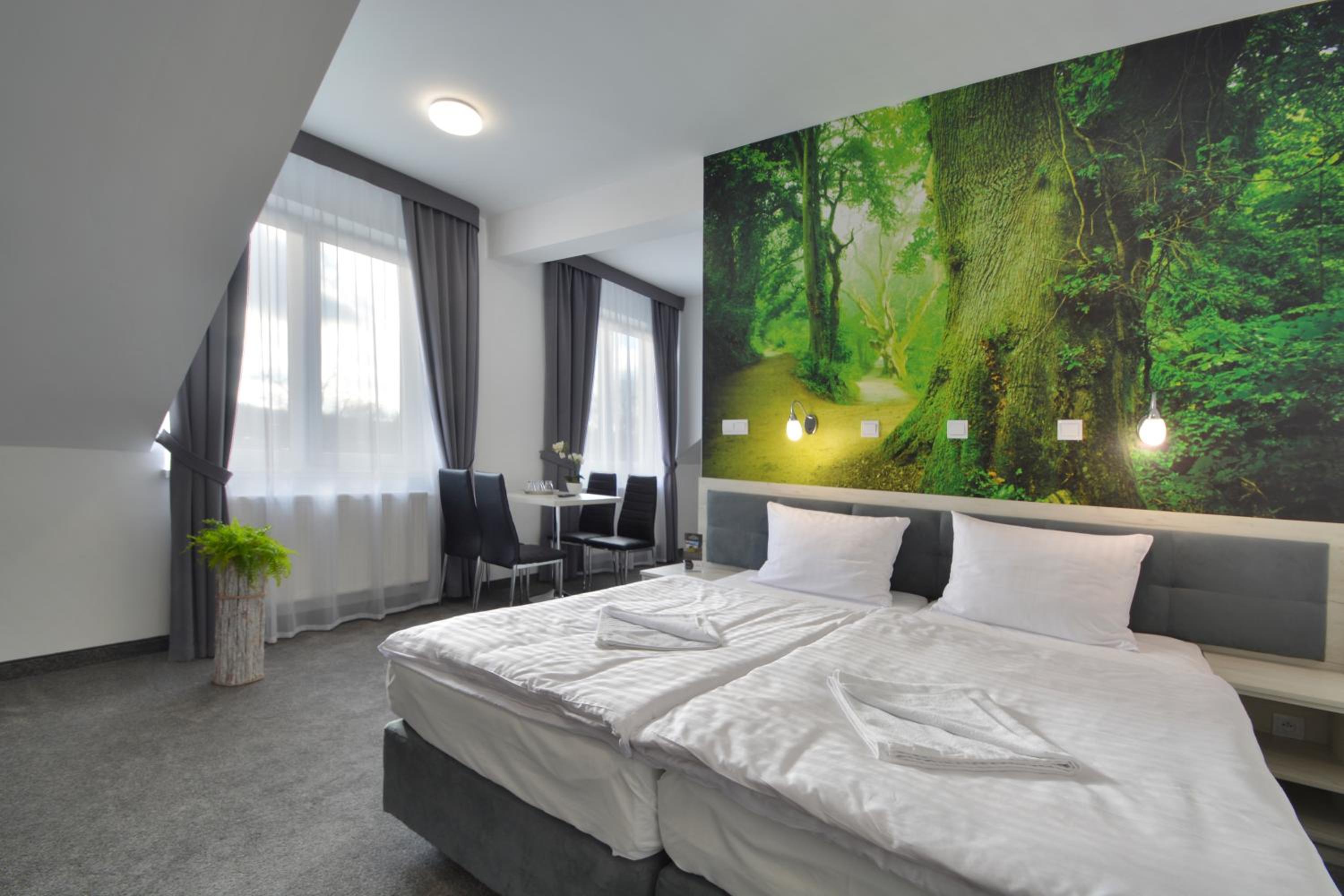 Quadruple Room - Photo 1