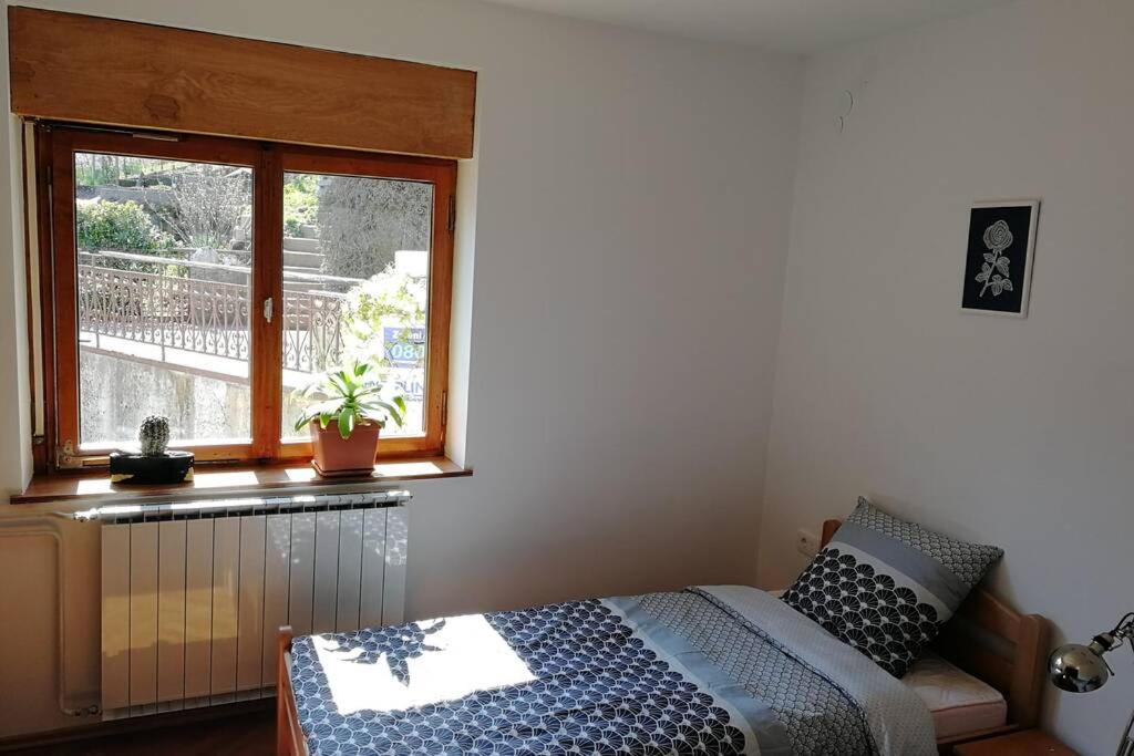 Three-Bedroom Apartment - Photo 4