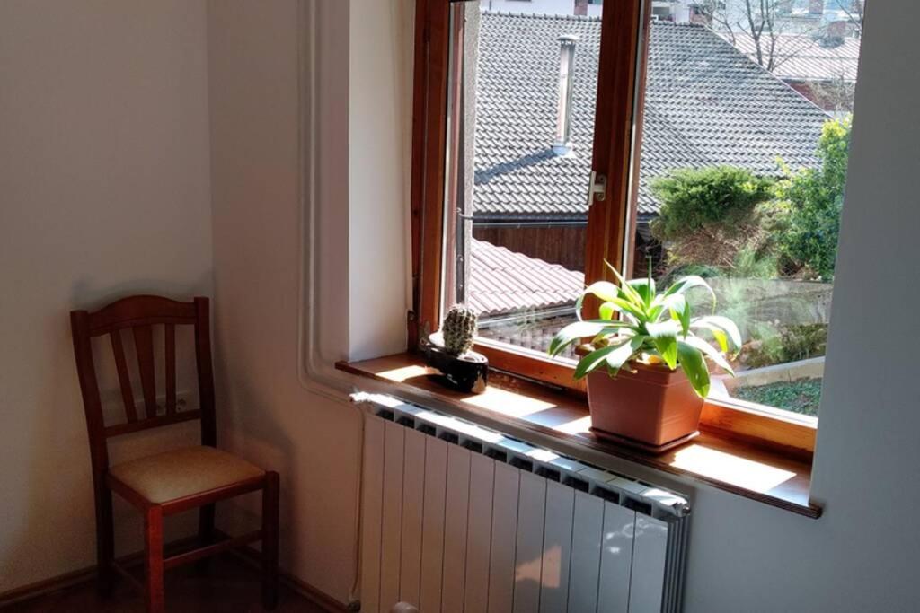 Three-Bedroom Apartment - Photo 3