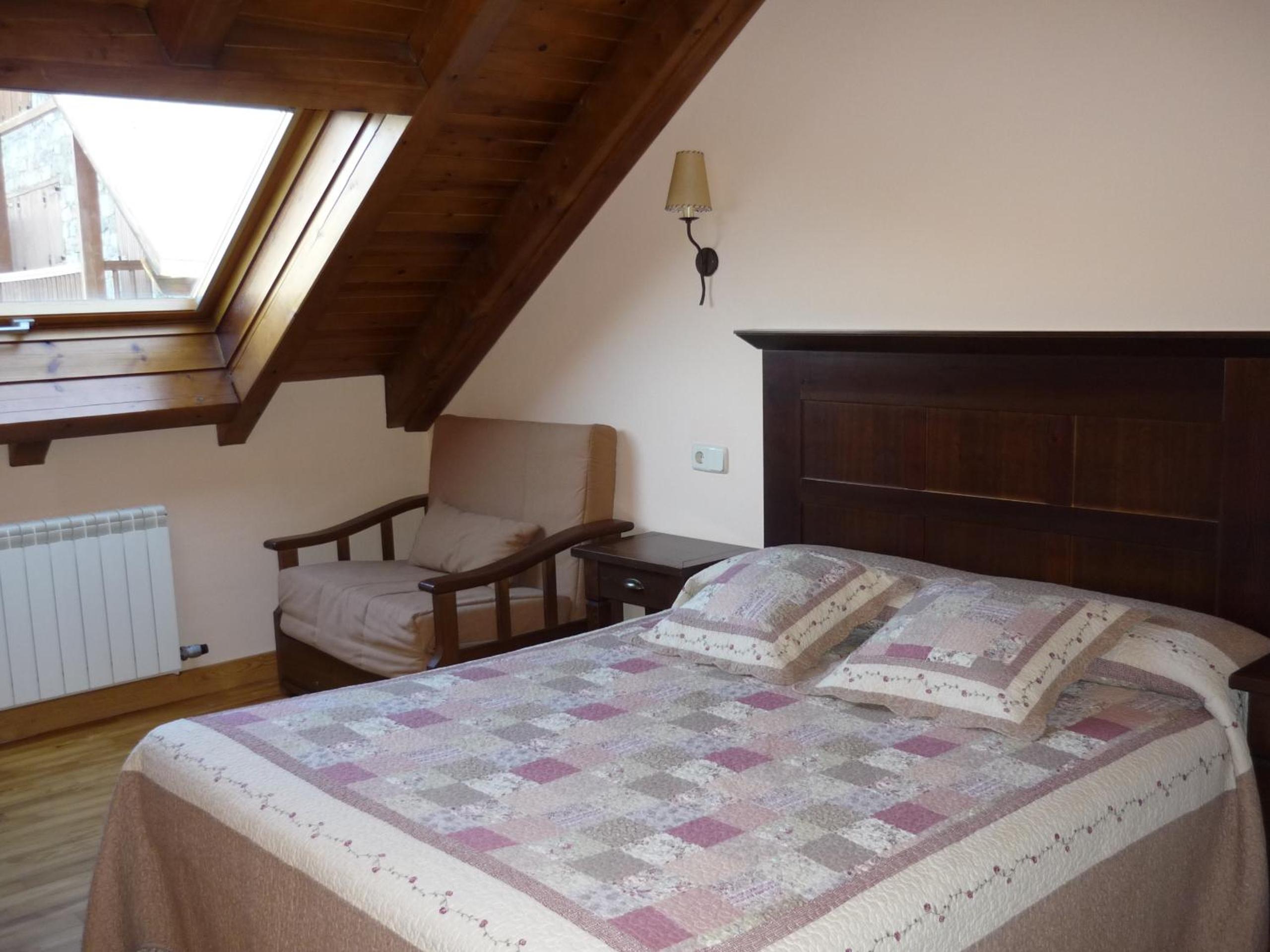 Twin/Double Room photo 3