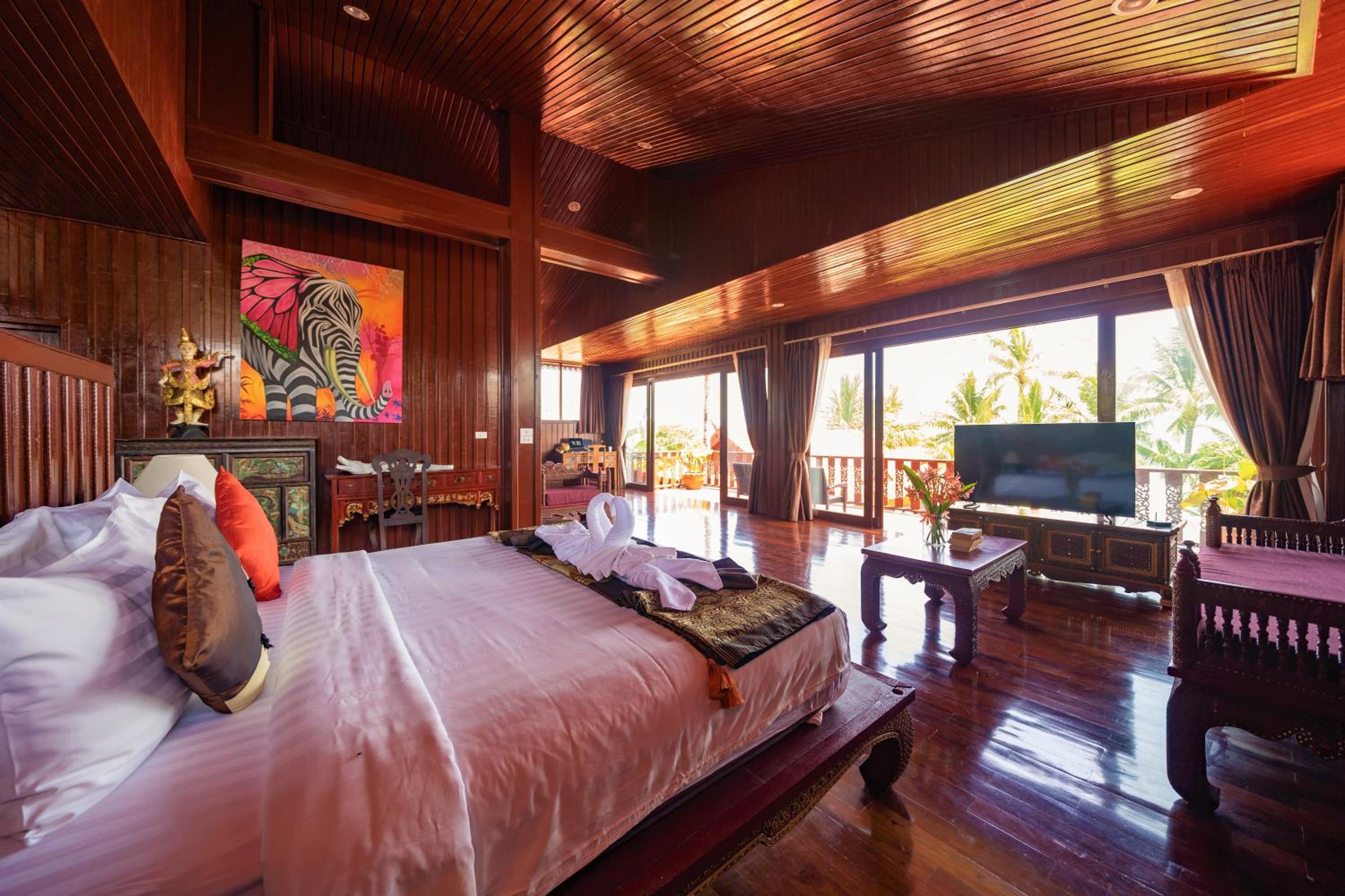 Suite with Spa Bath