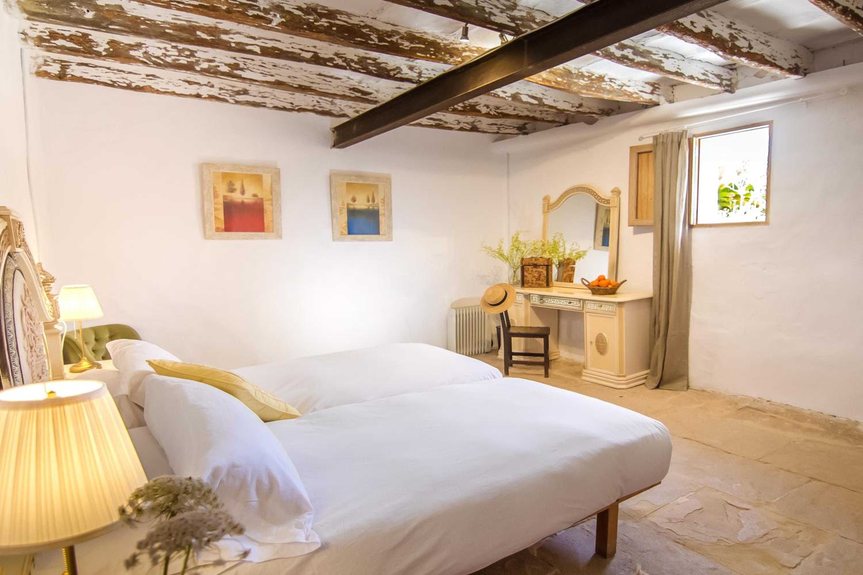 Double Room with Private External Bathroom photo 3