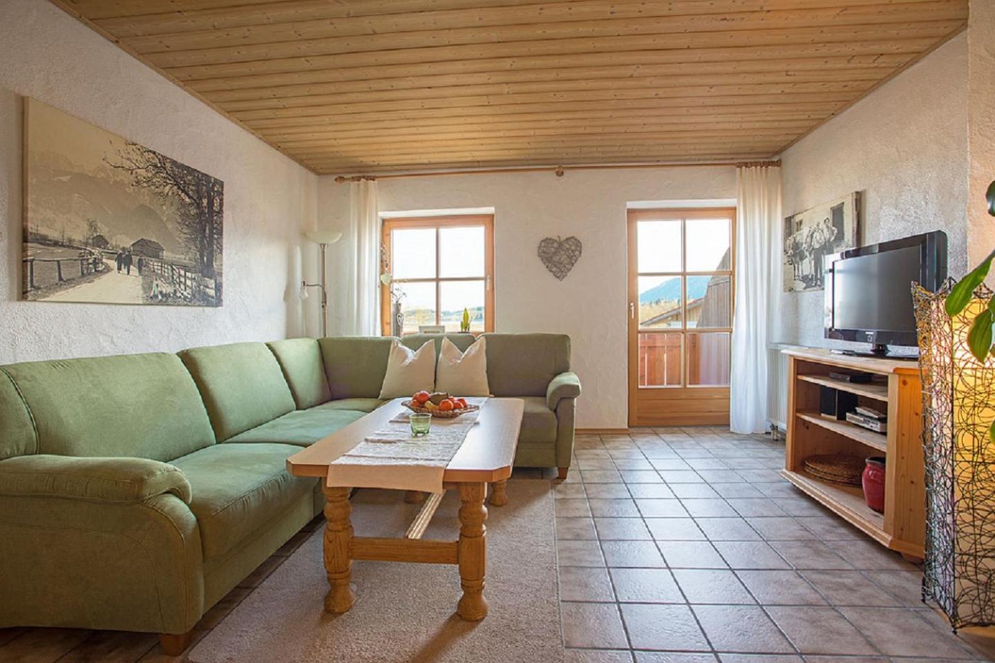 Apartment with Lake View photo 3