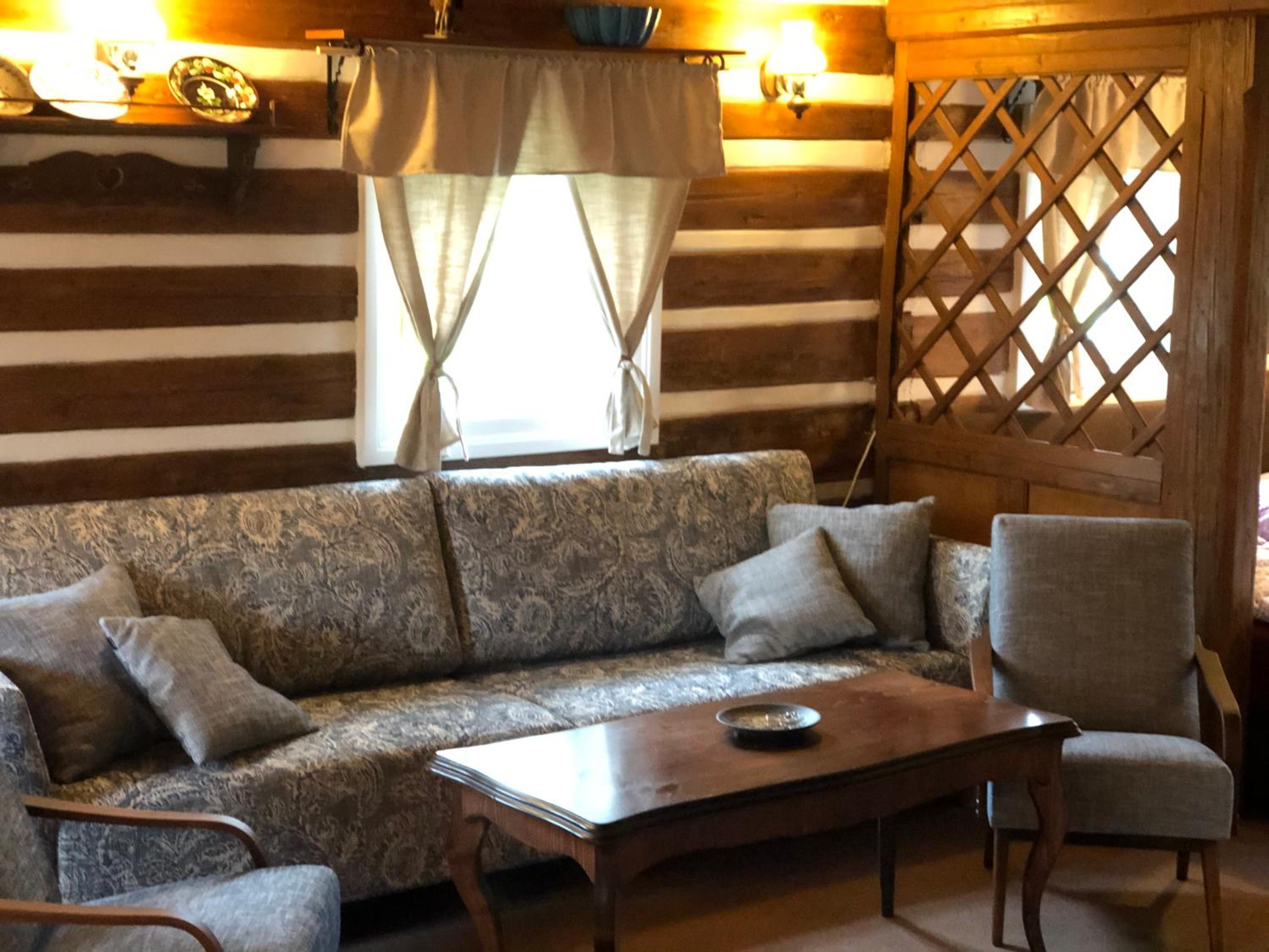 Two-Bedroom Apartment - Photo 4