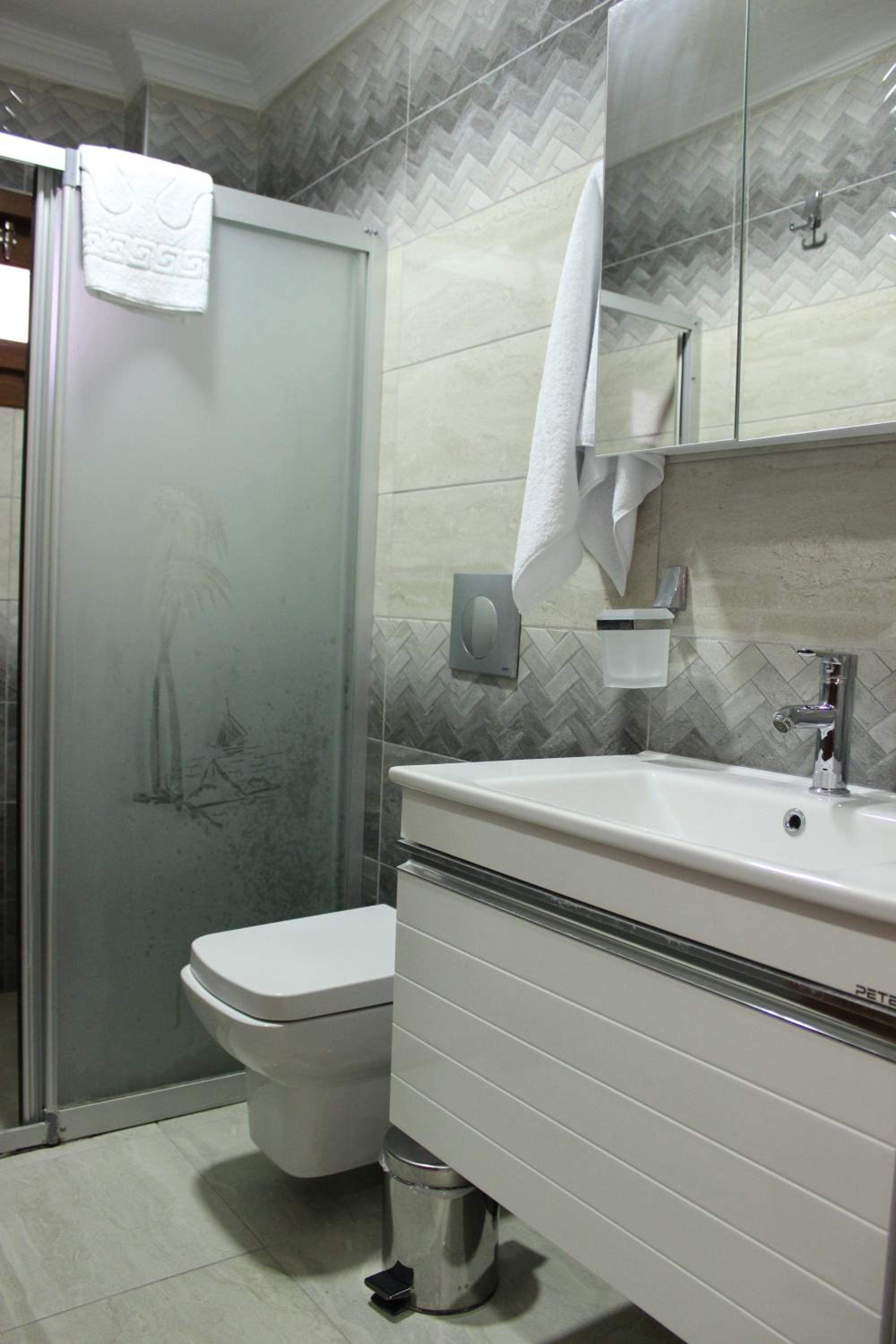 Two-Bedroom Villa - Photo 27