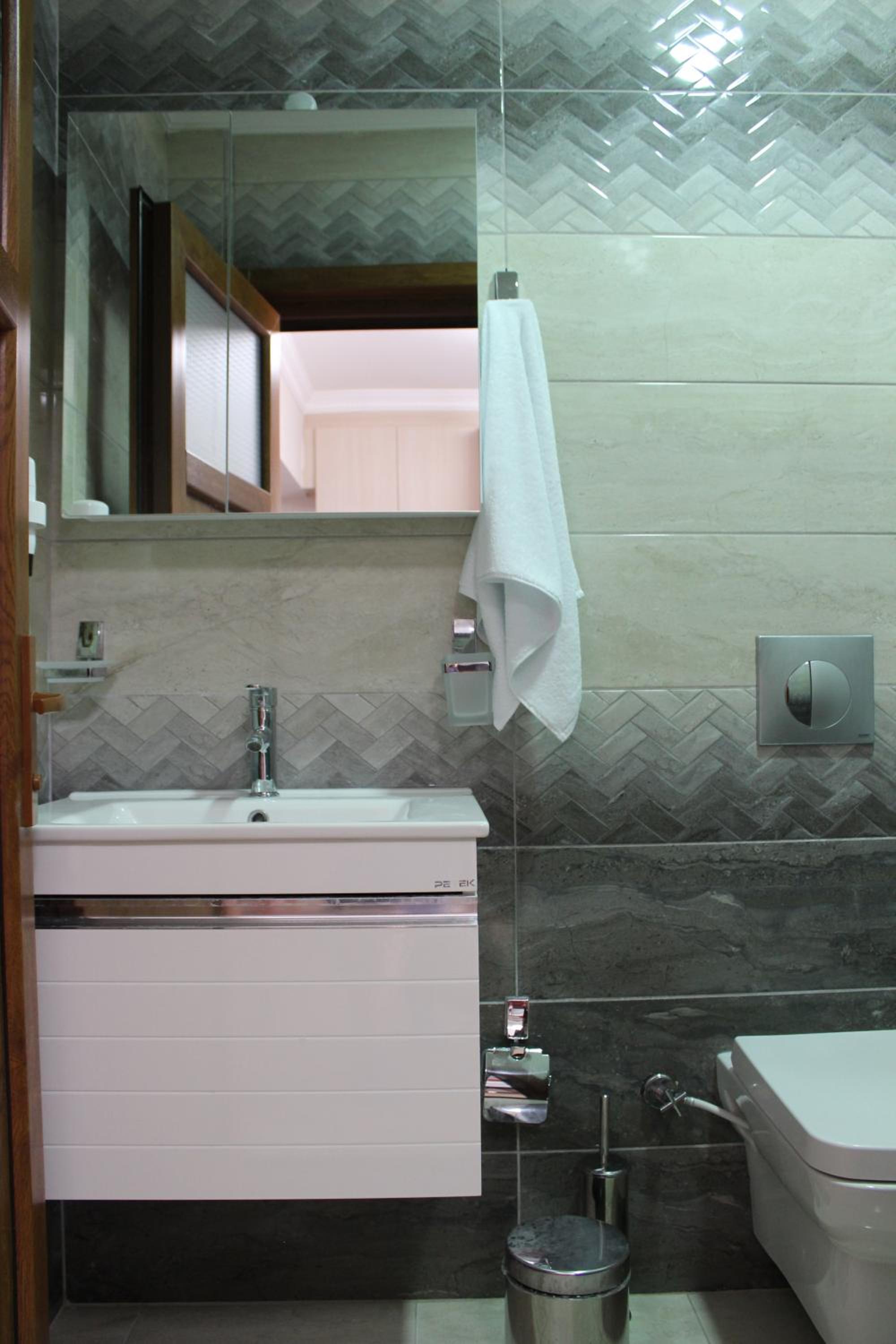Two-Bedroom Villa - Photo 16