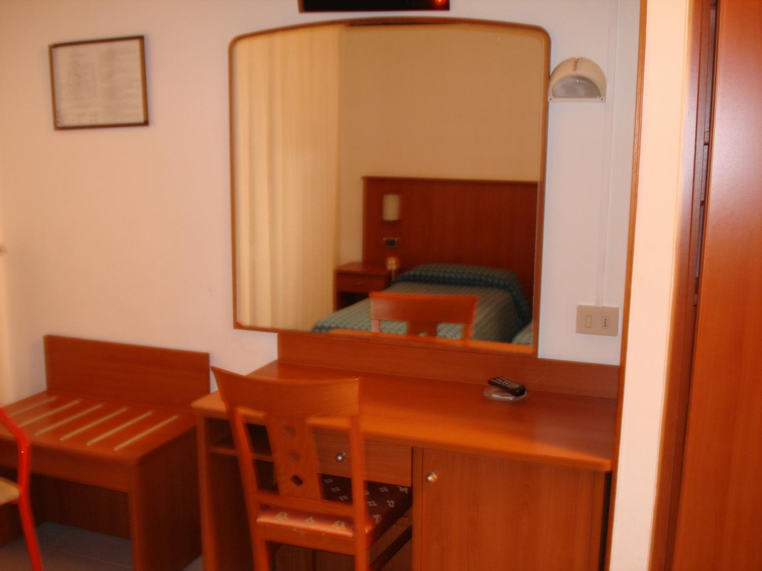 Double Room - Photo 3