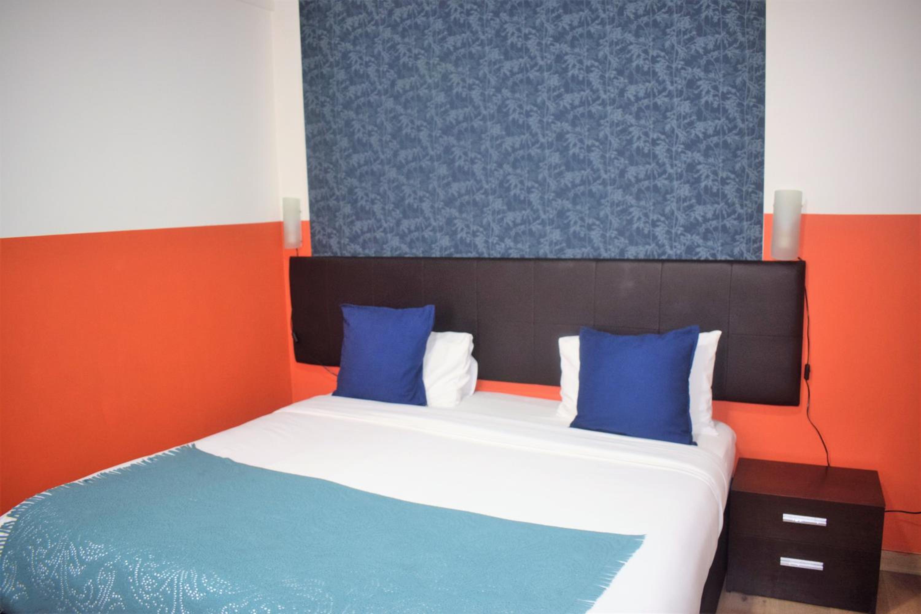 Double Room with Shared Bathroom photo 1