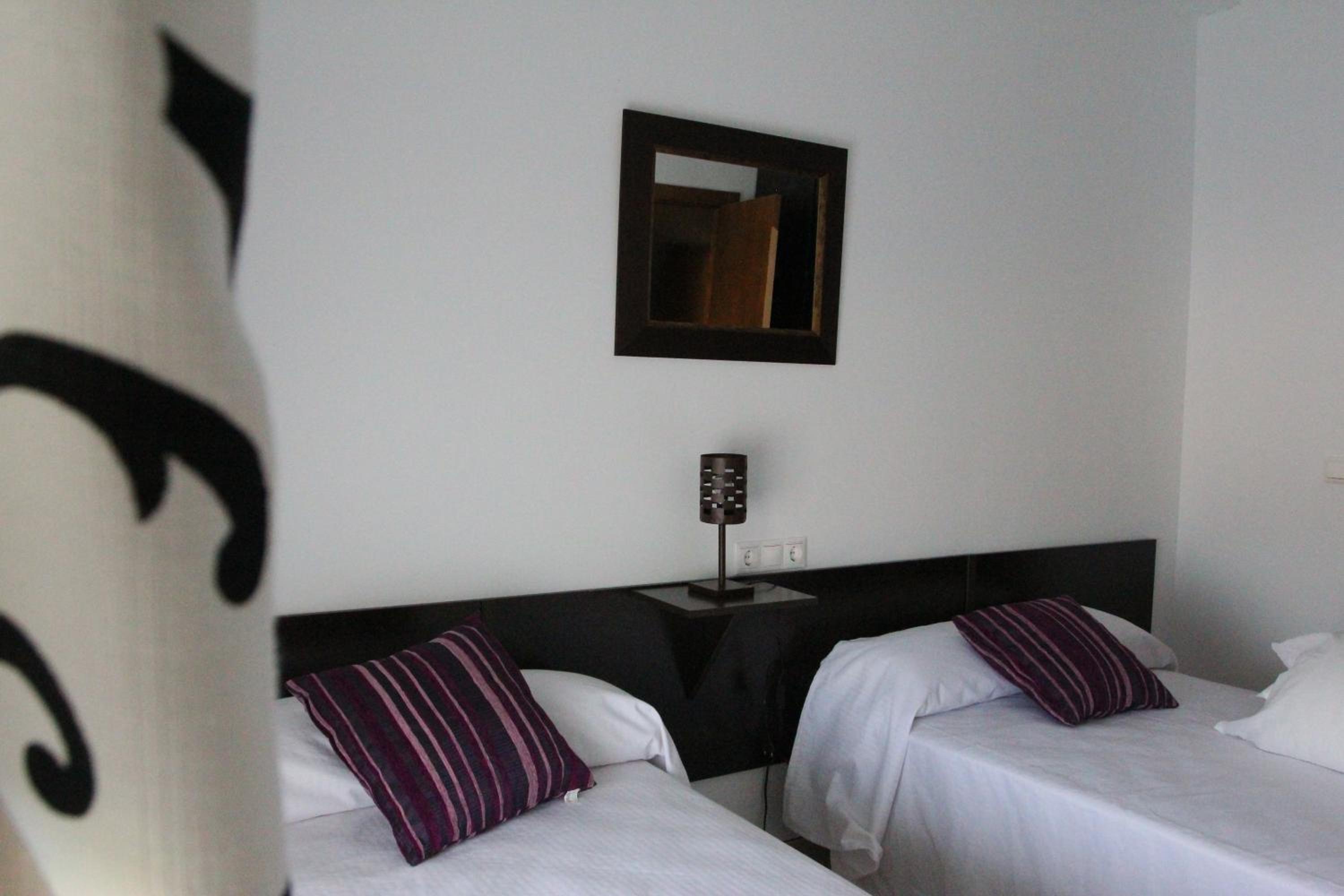 One-Bedroom Apartment - Photo 52