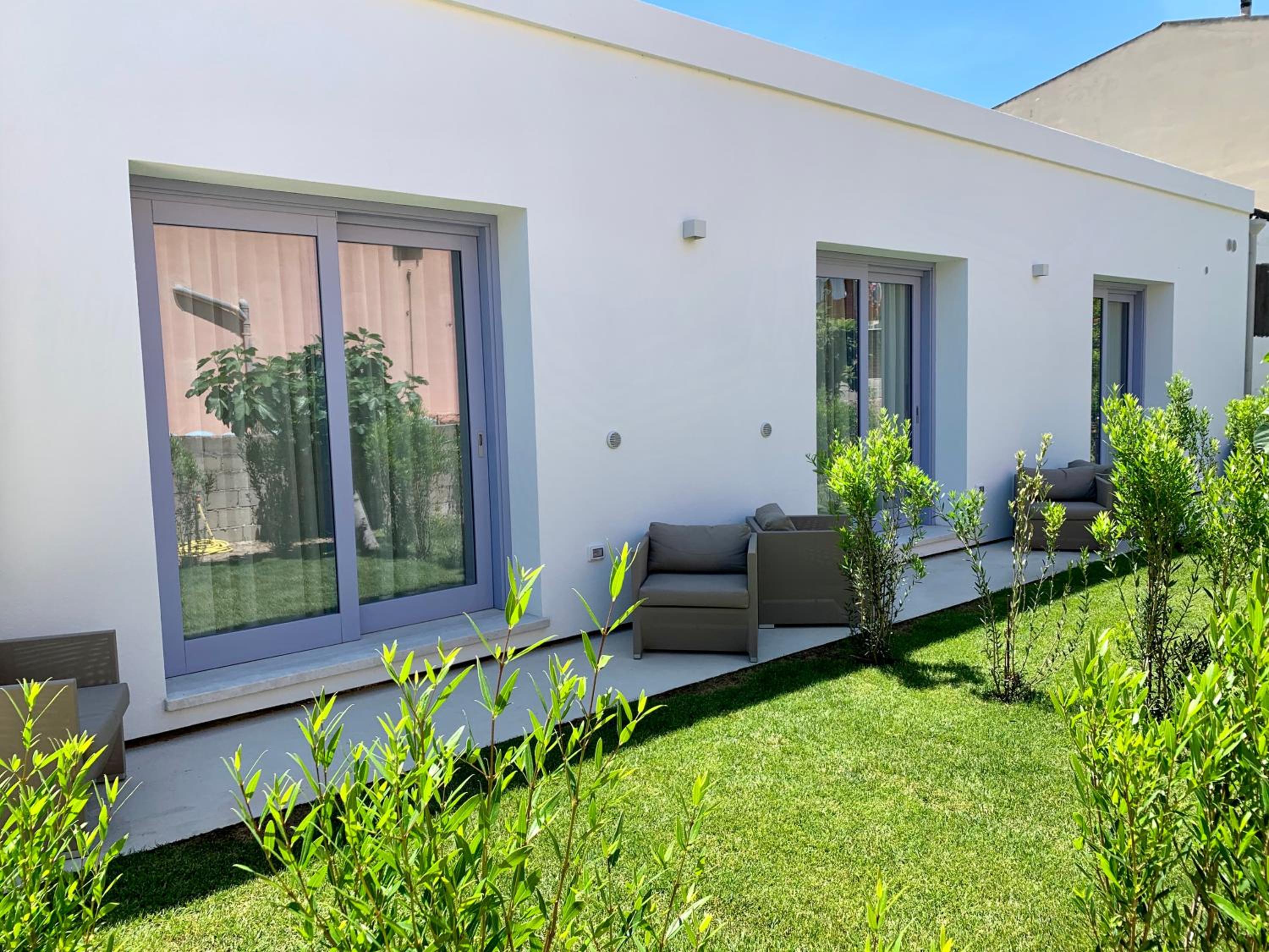 Double Room with Private Bathroom - Photo 6