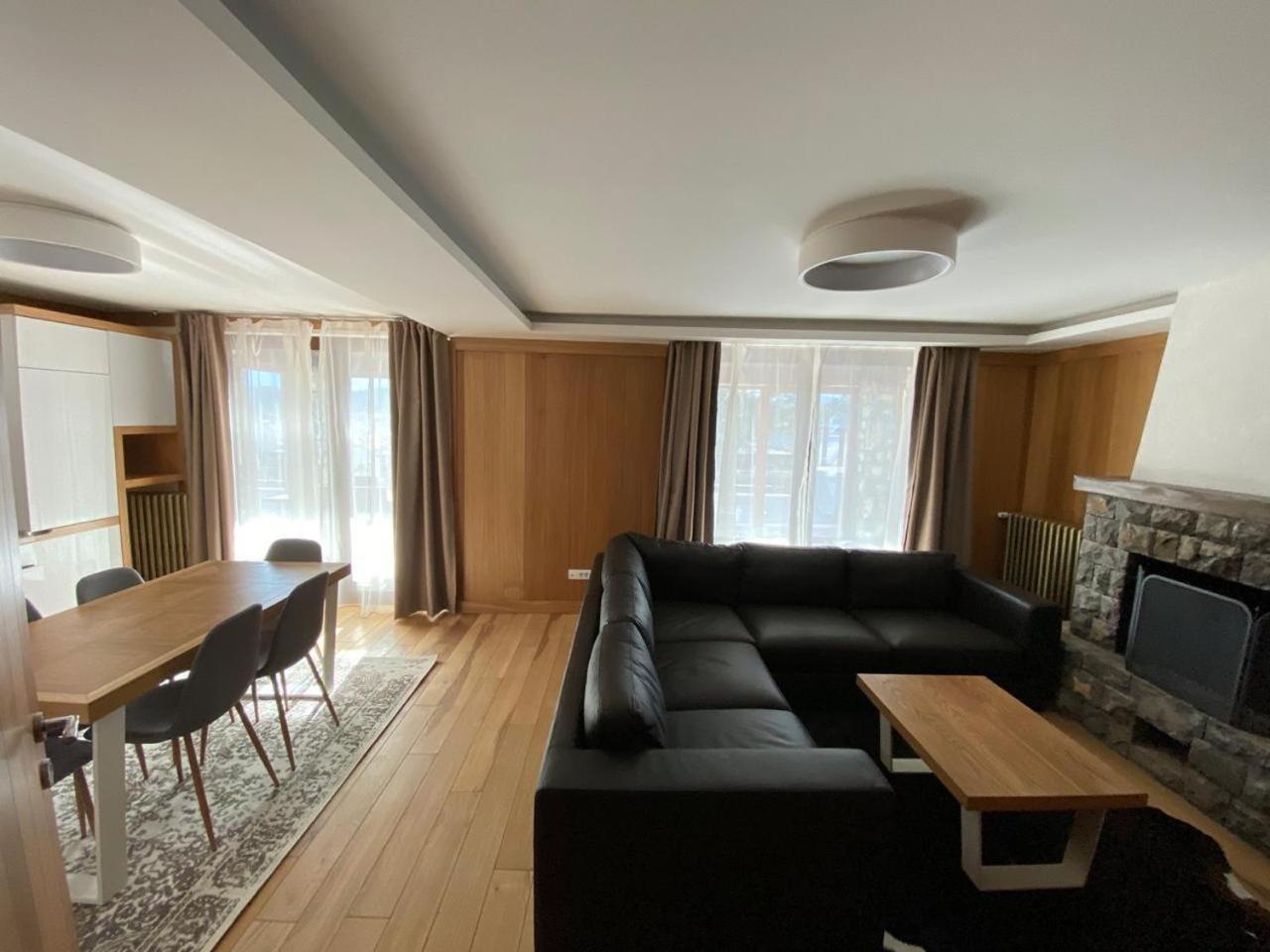 Two-Bedroom Apartment - Photo 12