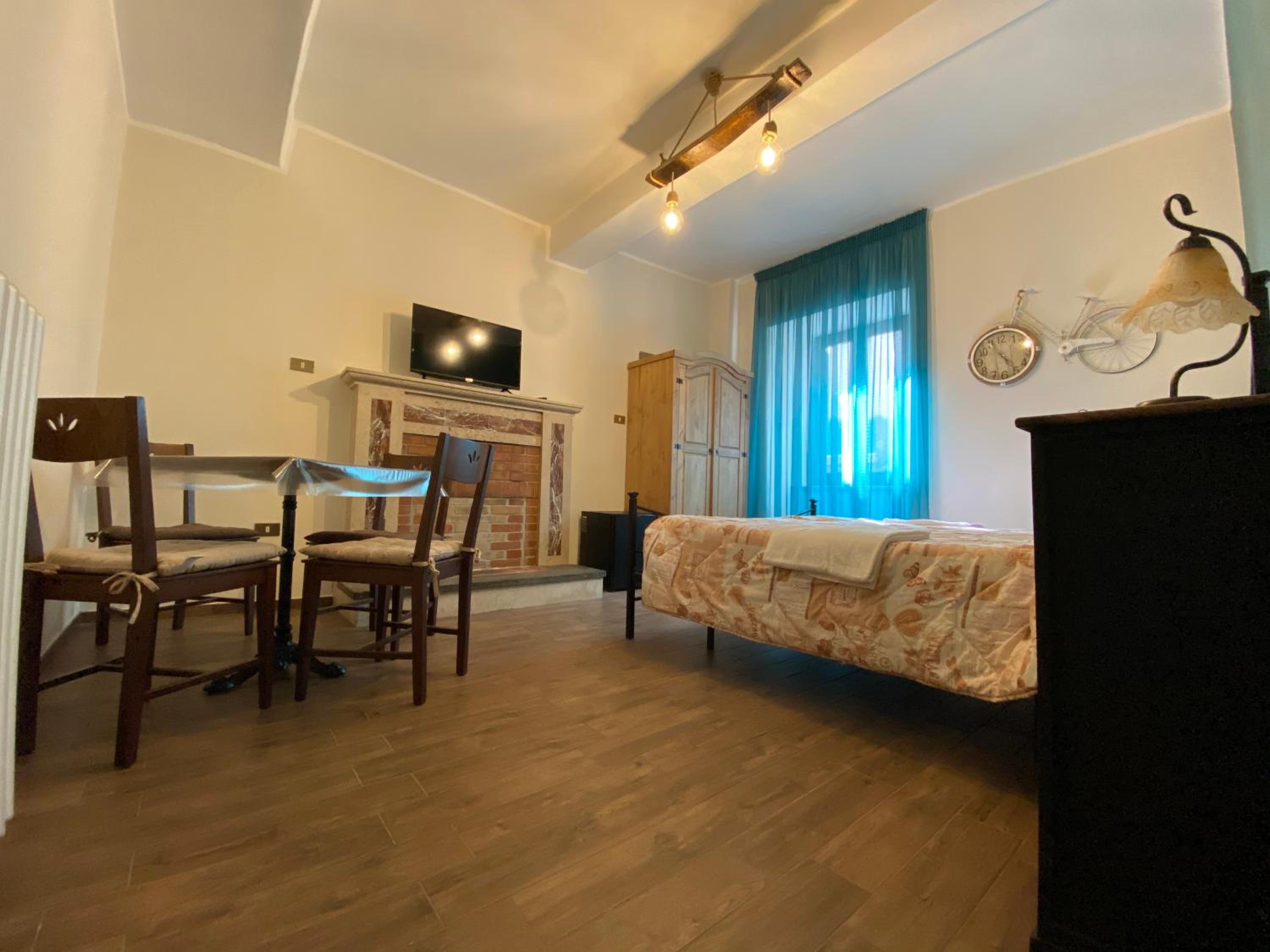 Quadruple Room with Private External Bathroom - Photo 7