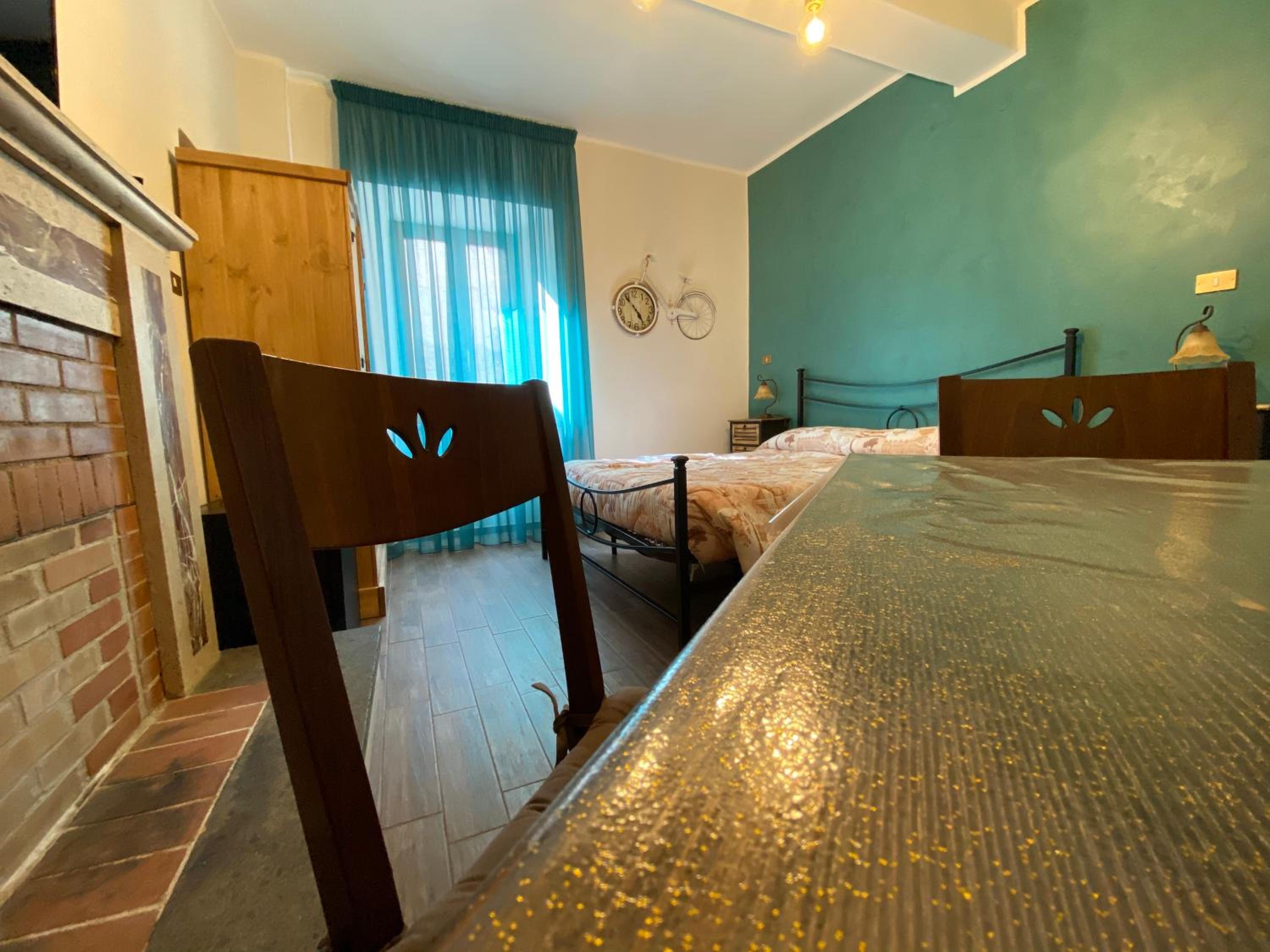 Quadruple Room with Private External Bathroom - Photo 13