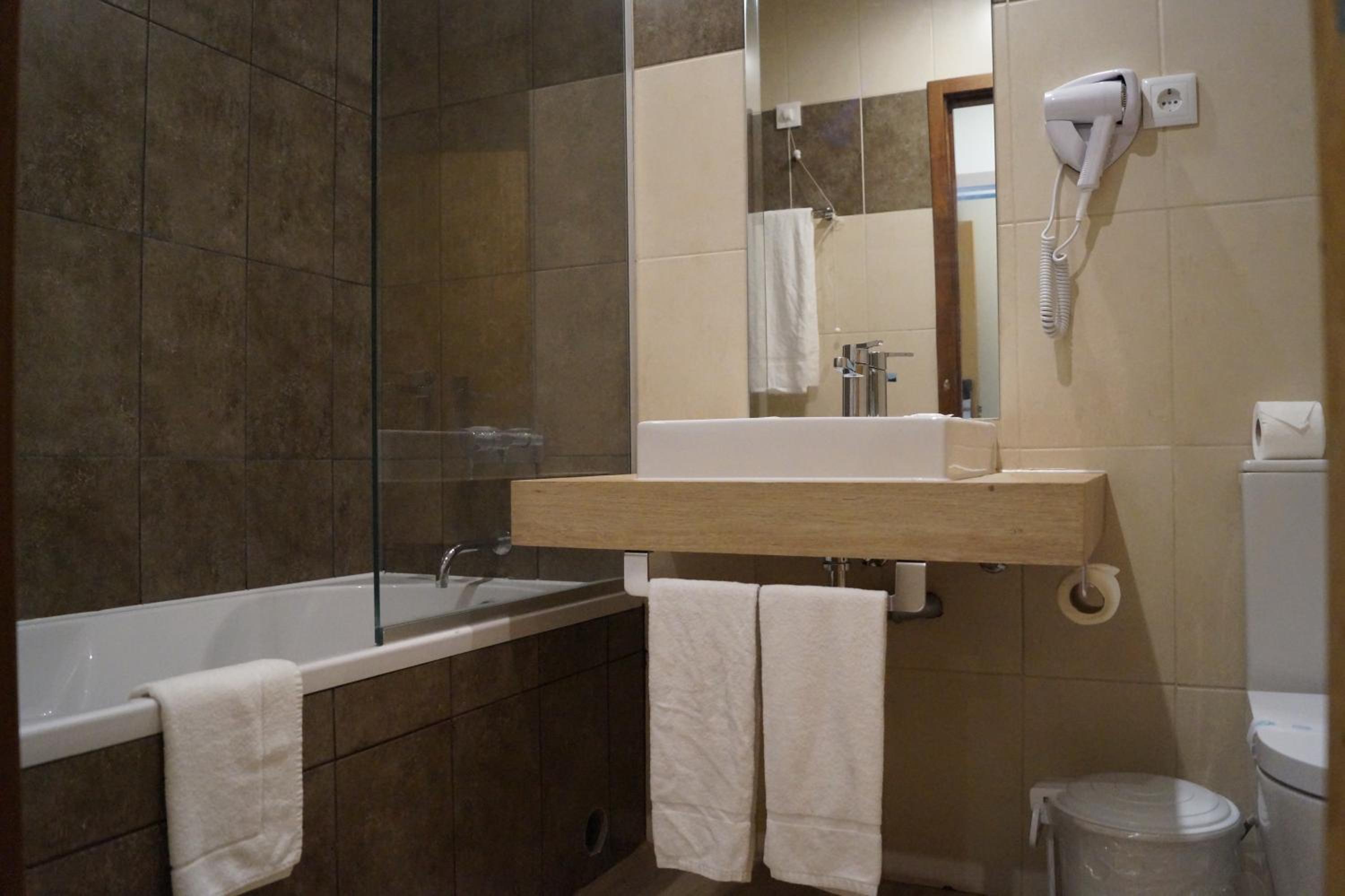 Double or Twin Room photo 2
