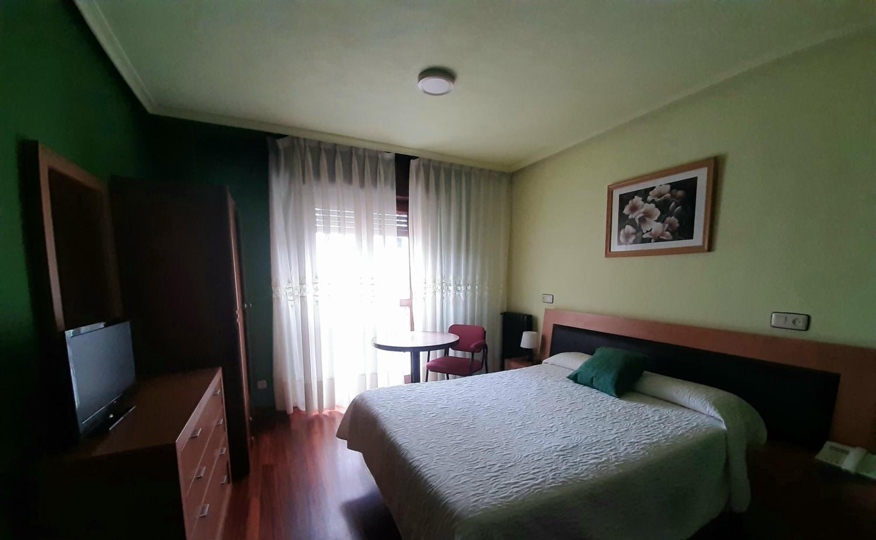 Habitación Doble o con Dos Camas