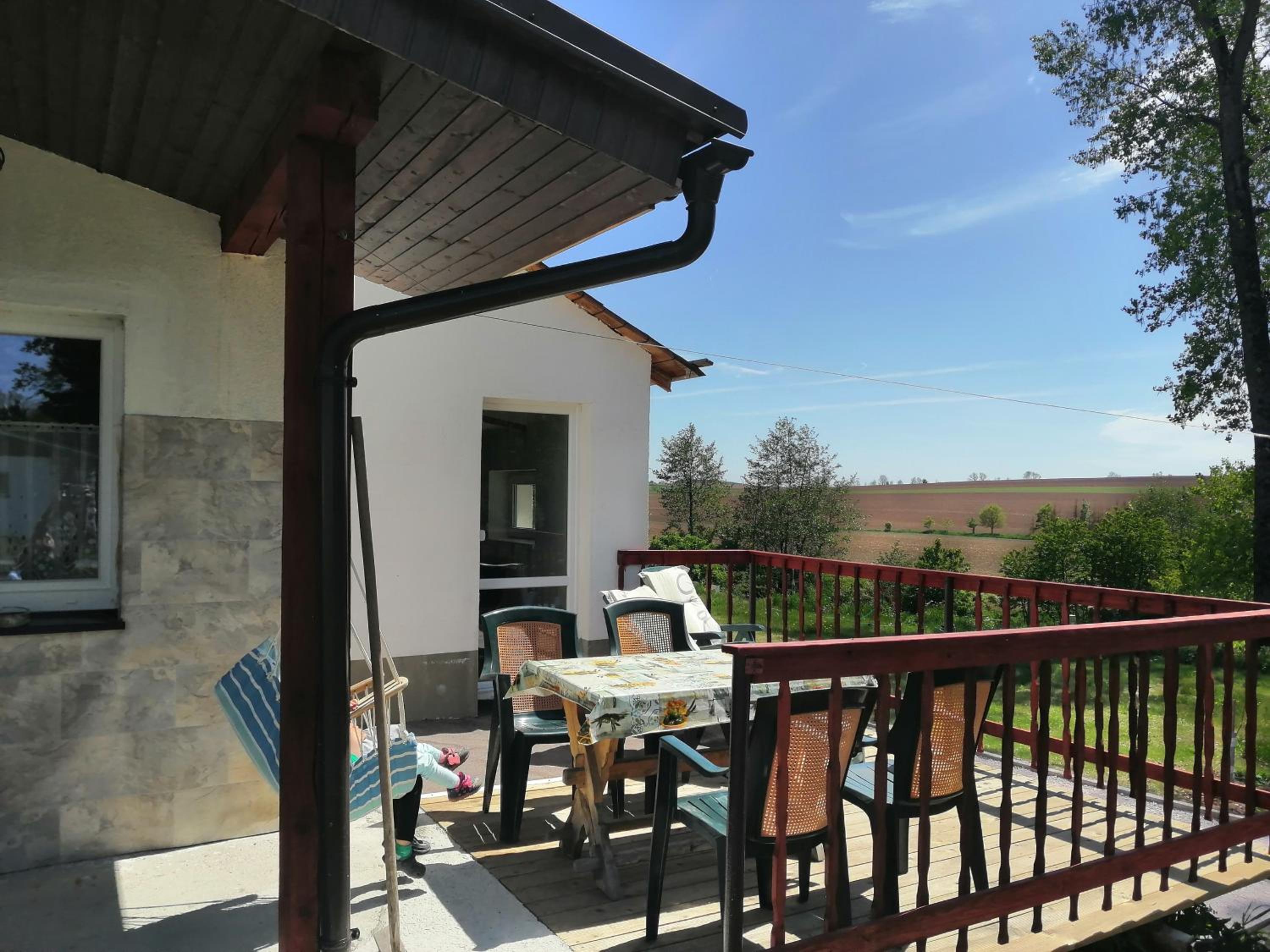 Three-Bedroom Bungalow (6 Adults) with terrace and fireplace photo 3