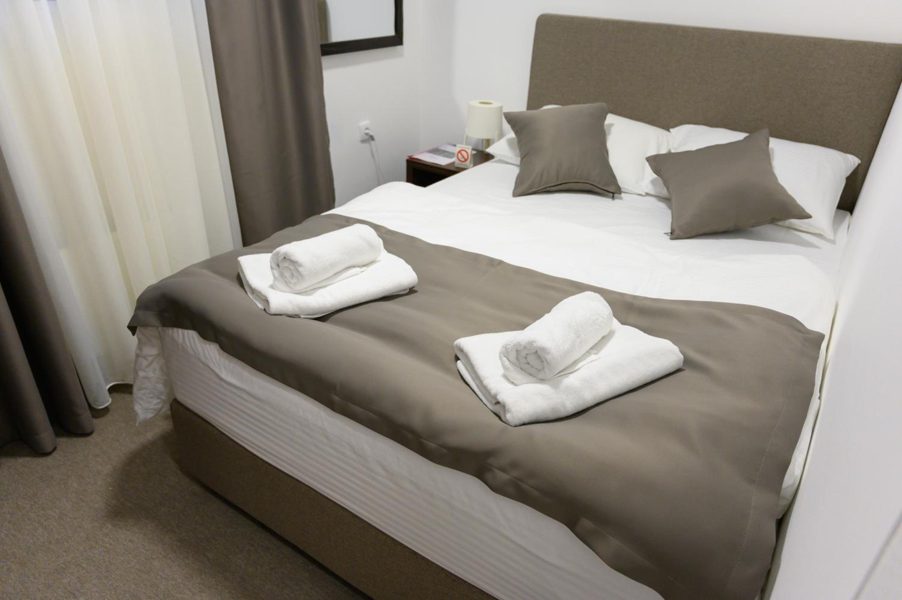 Standard Double Room photo 2