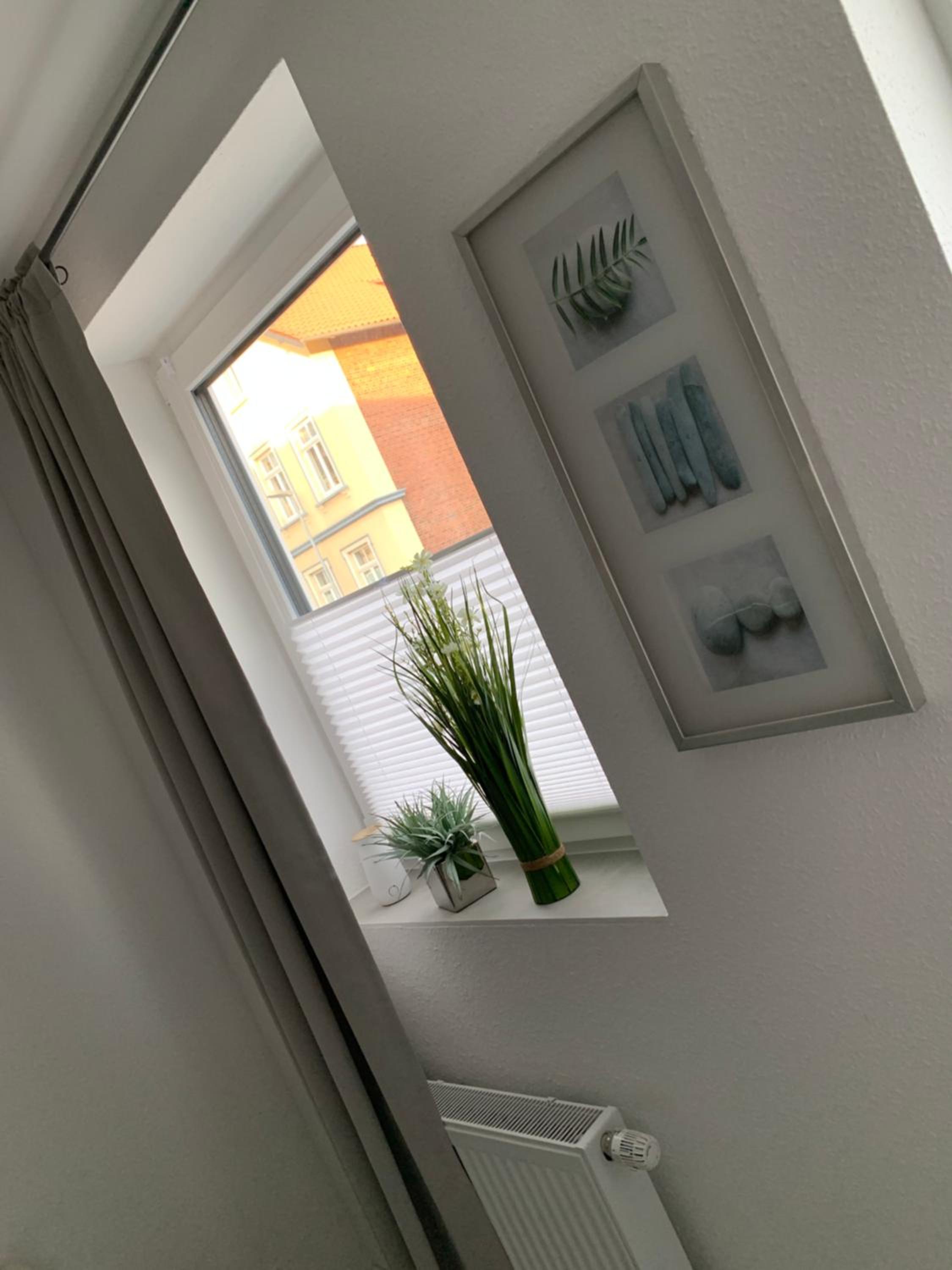One-Bedroom Apartment - Photo 1
