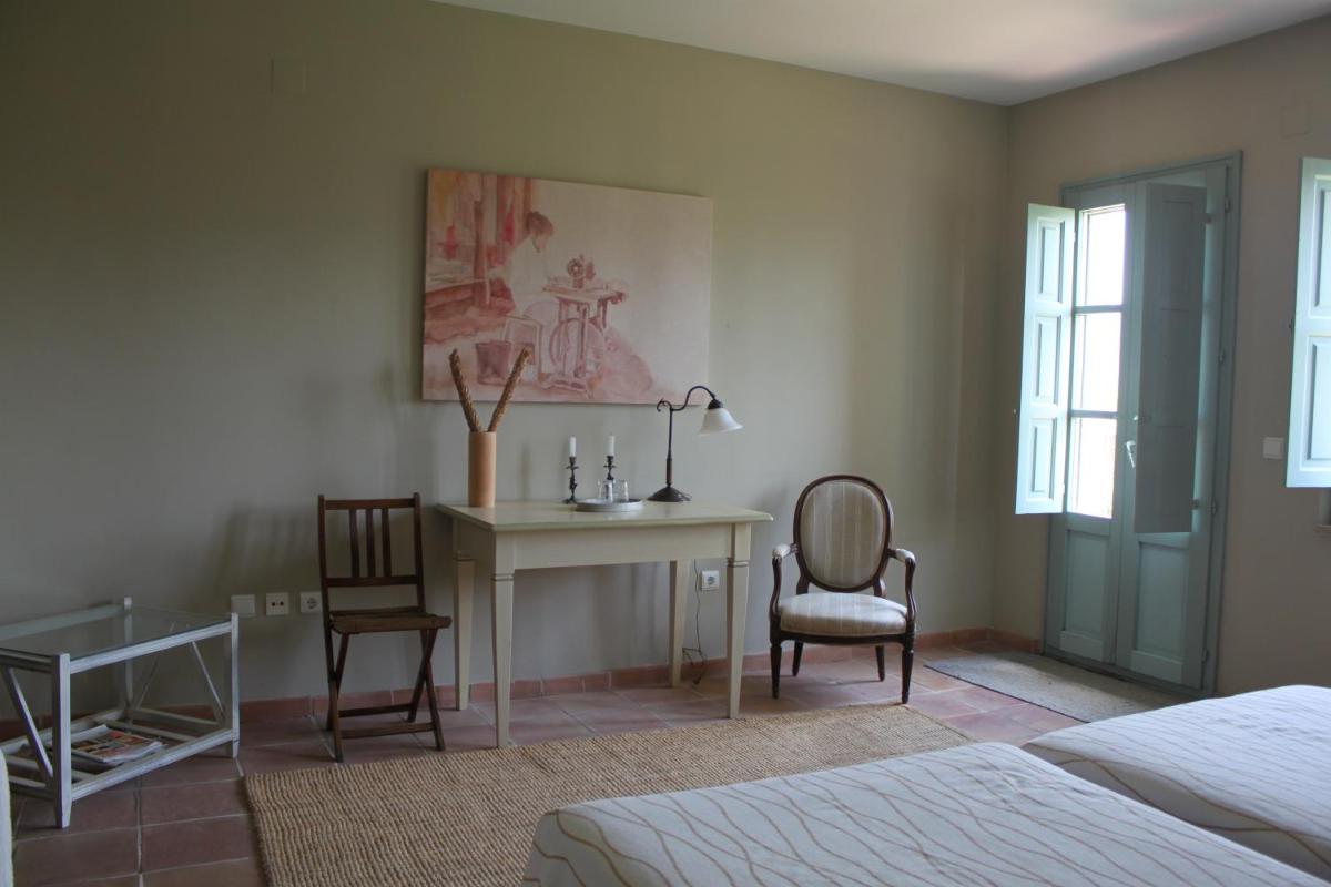Twin Room with Terrace - Photo 1