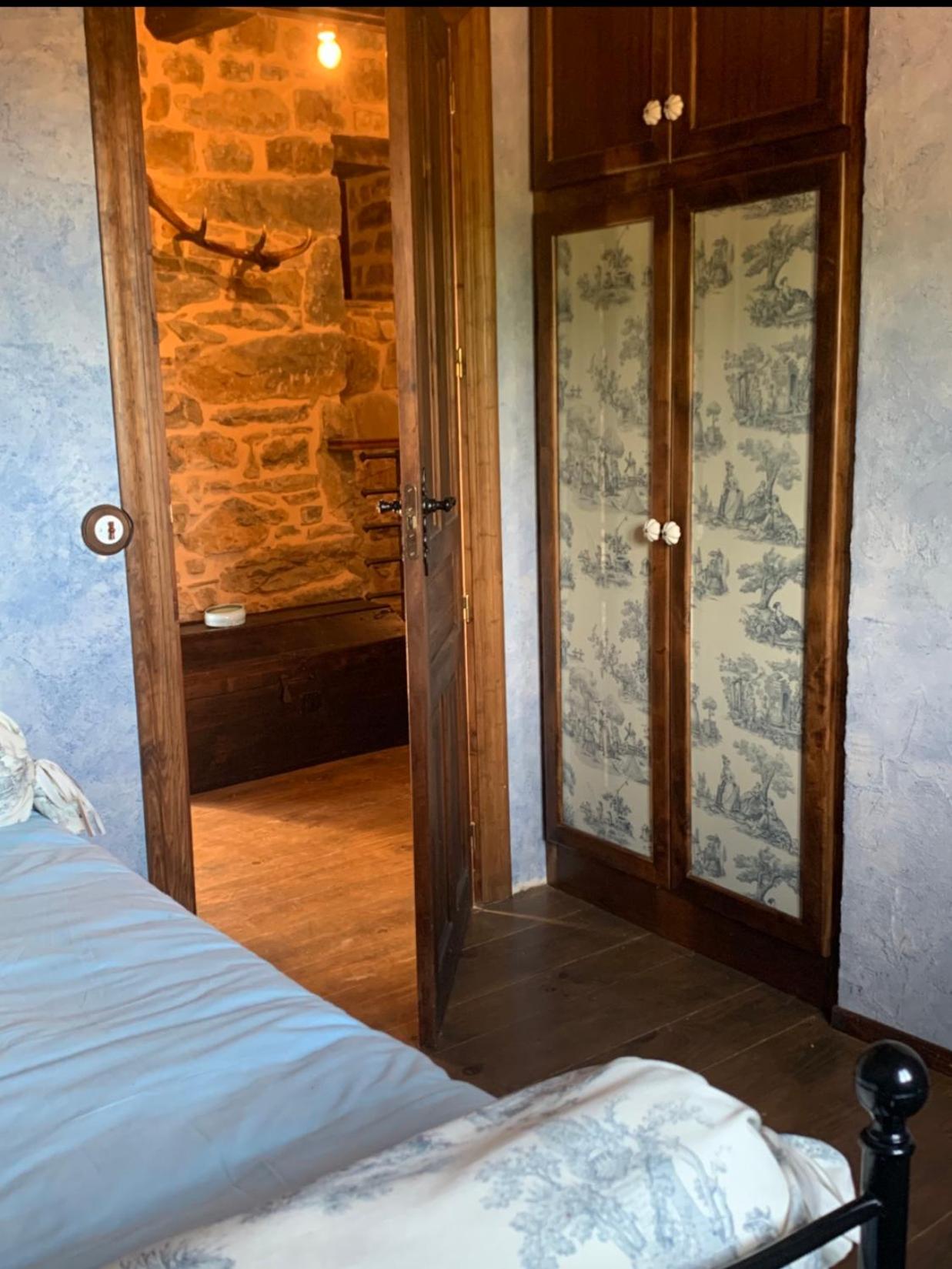 Casa de tres habitaciones