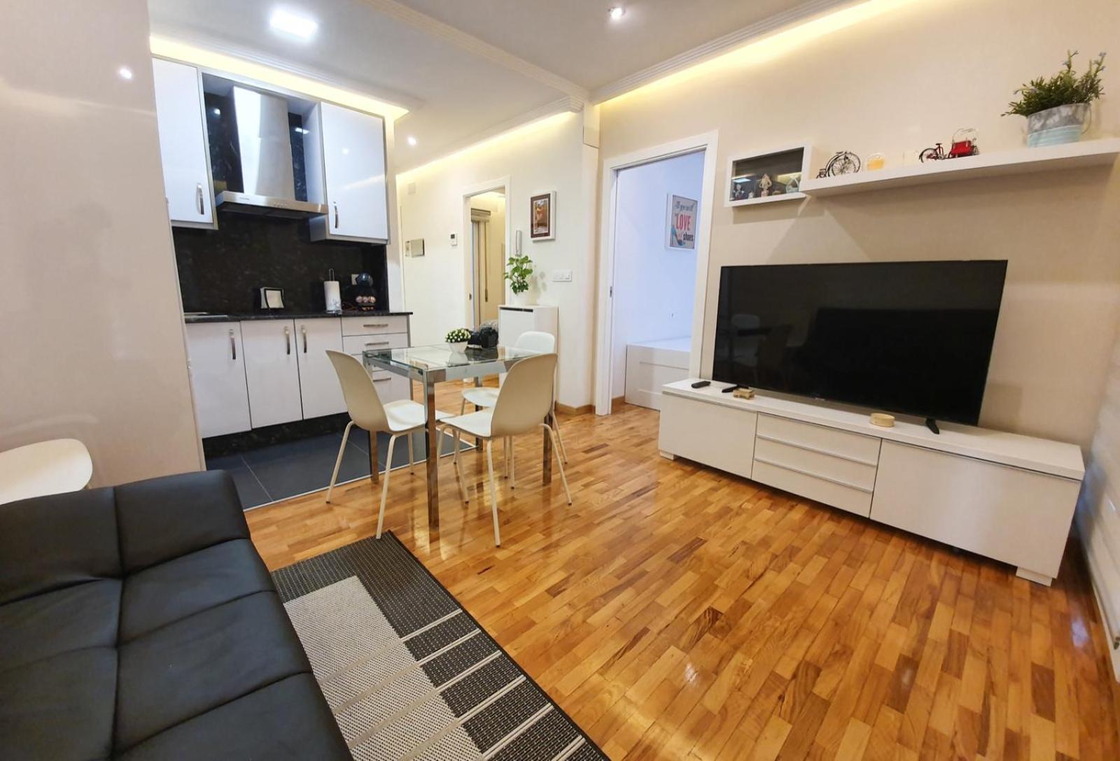 Two-Bedroom Apartment - Photo 21