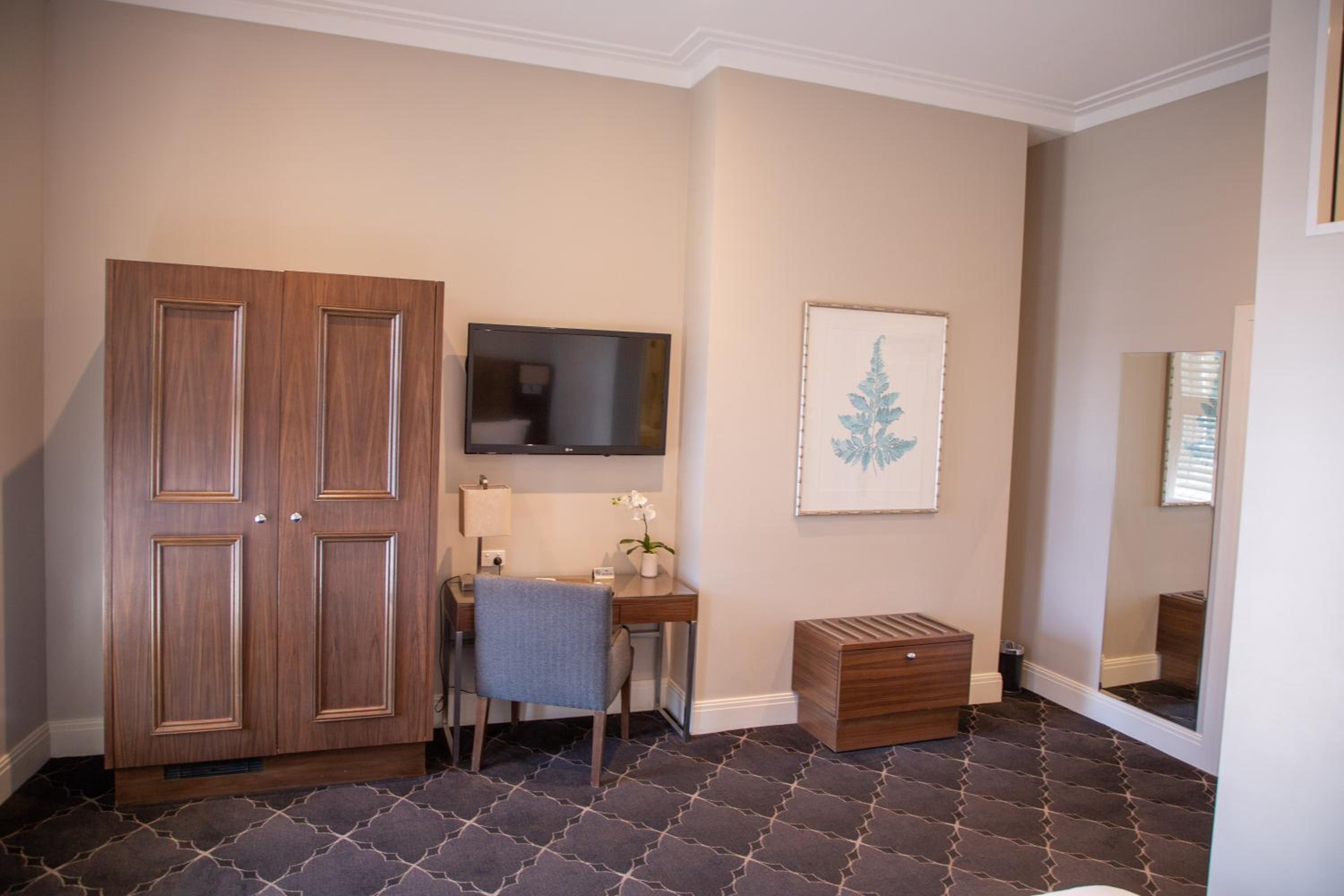 Standard Family Room