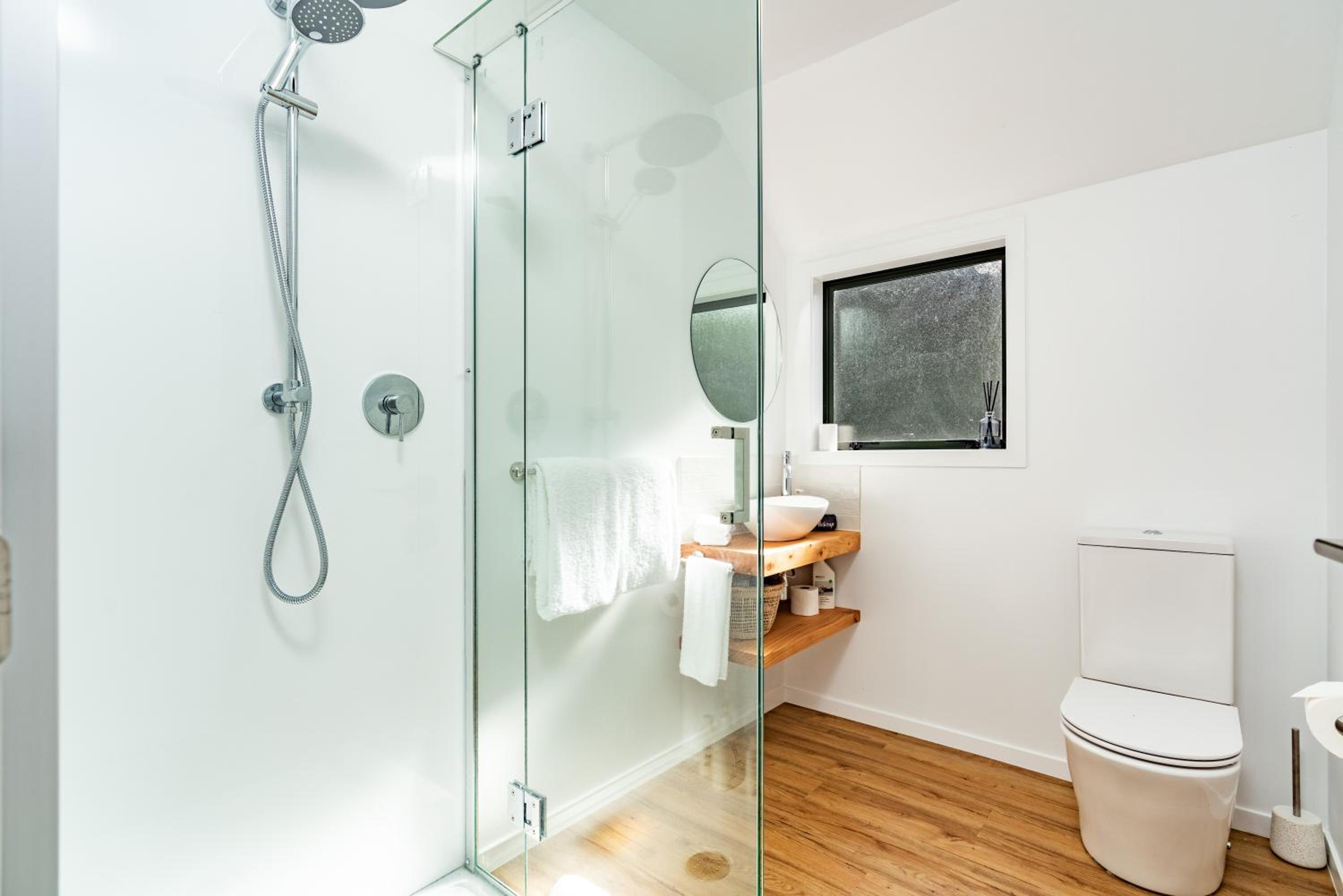 One-Bedroom Apartment - Photo 4