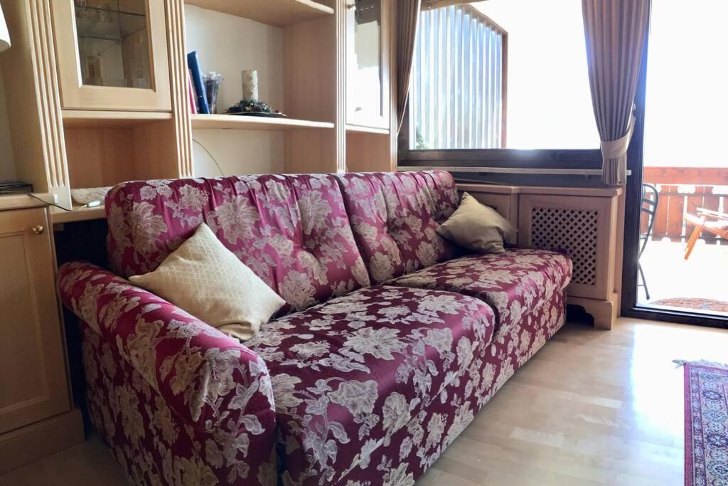 Studio Apartment photo 1