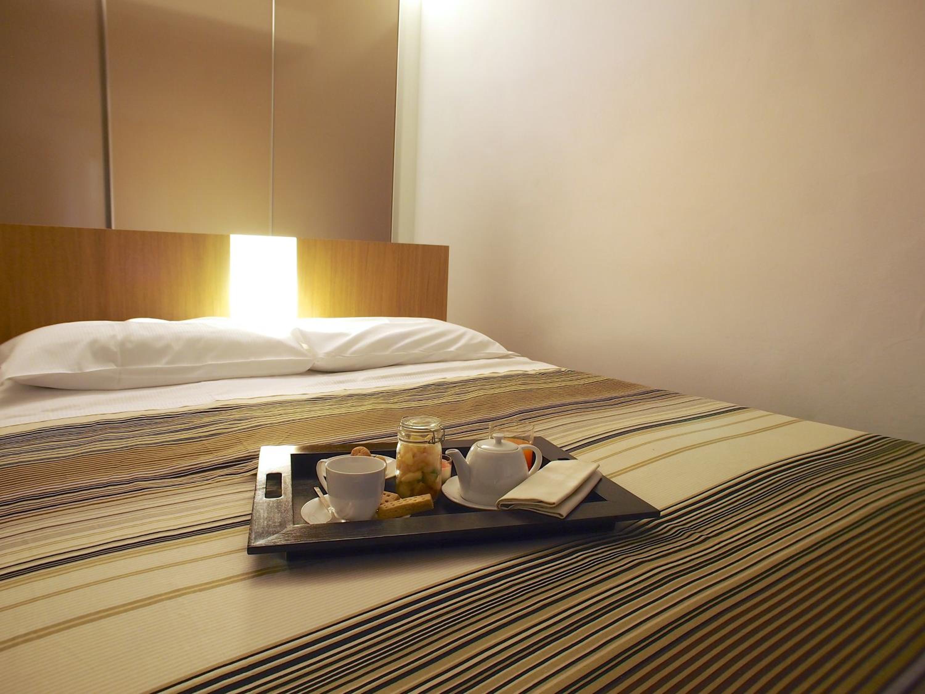 Superior One-Bedroom Apartment - Photo 6
